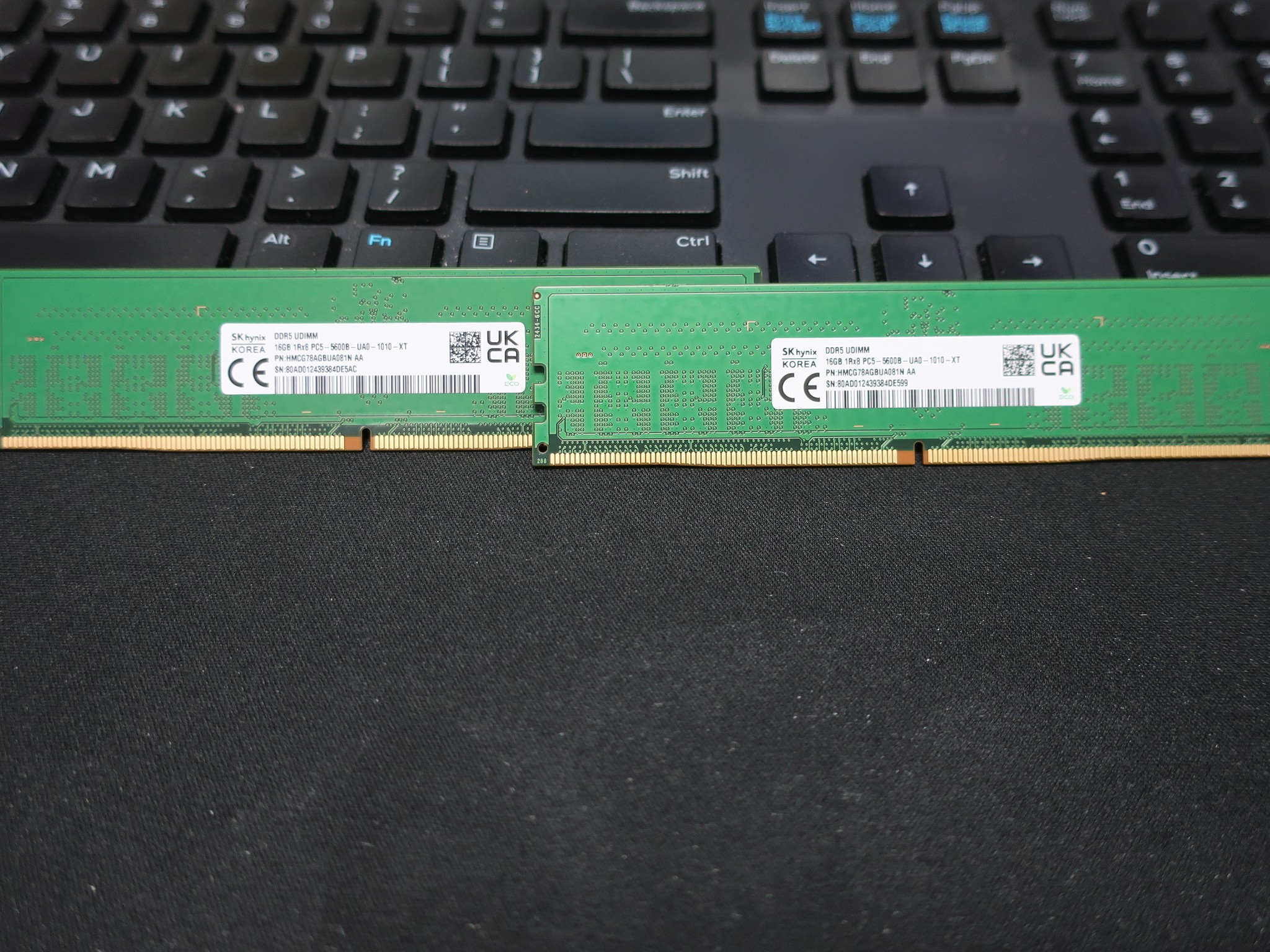 32GB (16GB X 2) SK hynix 16GB PC5 5600B UDIMM