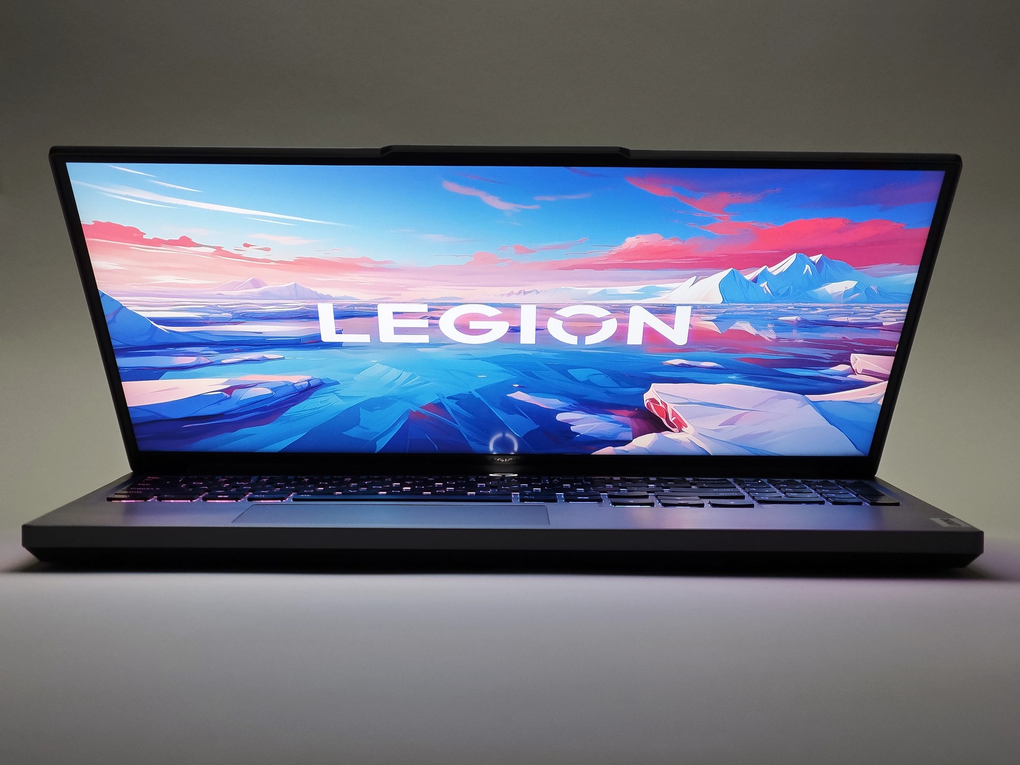 Legion 5i 16" 2024, i7 14650HX, RTX4050, 32GB RAM, 2.5TB SSD, 2560x1600 165Hz, Condition: Excellent