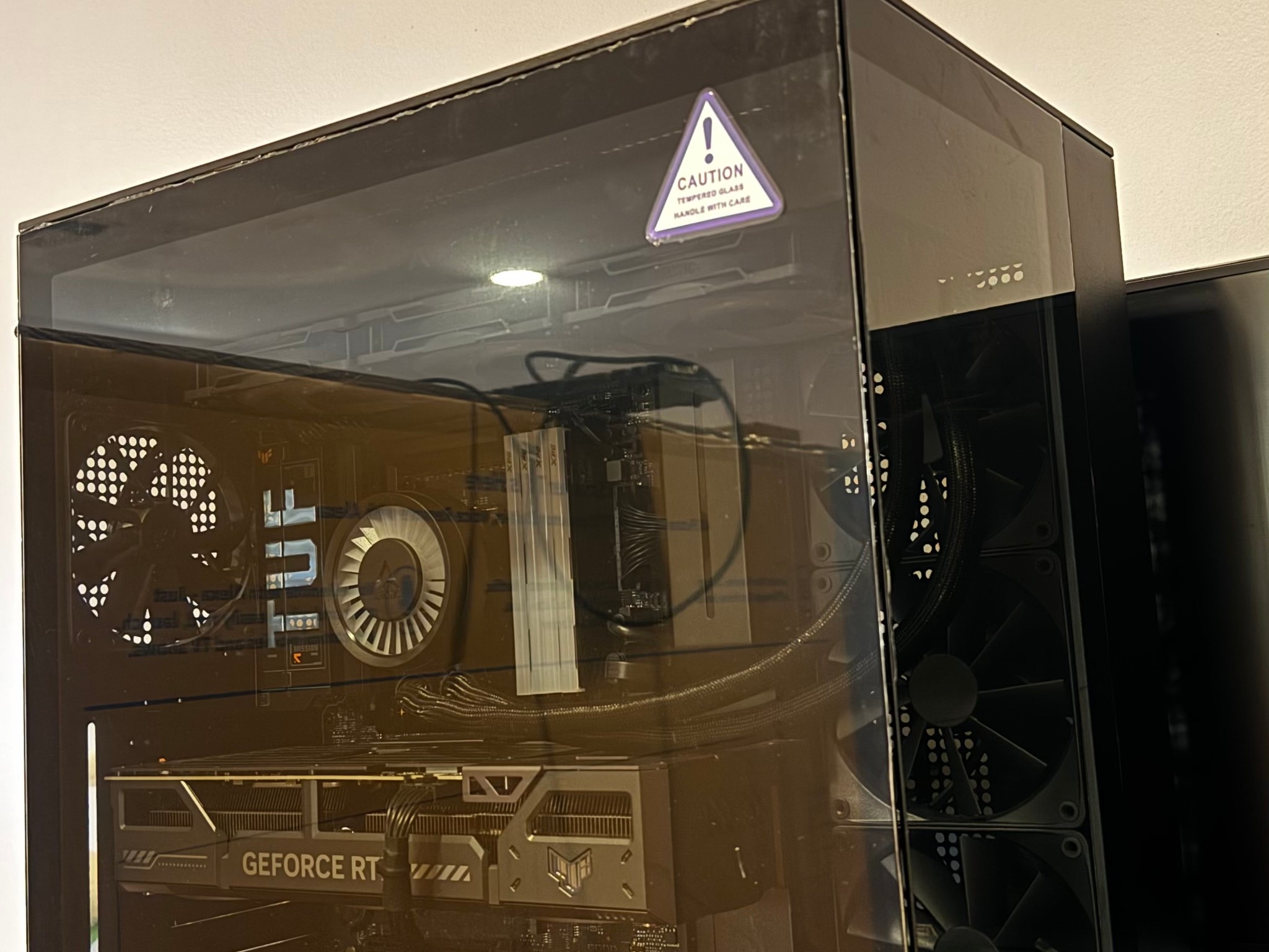 H9 FLOW/Ryzen 9800x3D/ASUS TUF GAMING 5070 OC/64GB DDR5/4tb NVME/(Free gaming monitor with purchase)