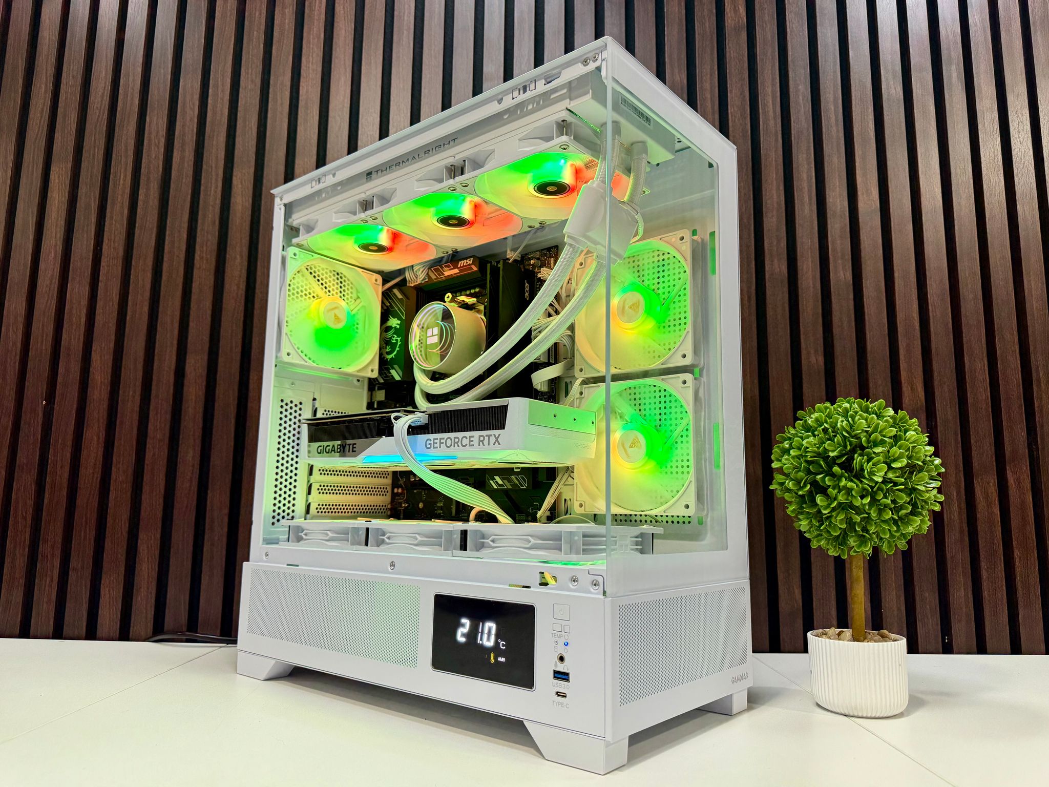 5070TI | Ryzen 7800X3D | 32GB DDR5 | 2TB M.2 | 850 W Gold PSU | ARGB Fans | Windows 11