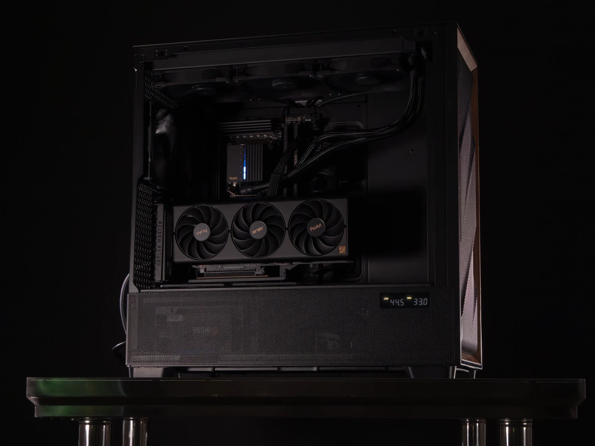 🦂 Alcantara 🦂 RTX 4070 Super / AMD R7 9700X / 1TB NVME / 32GB DDR5 RAM / 420 AIO / Windows 11 Pro