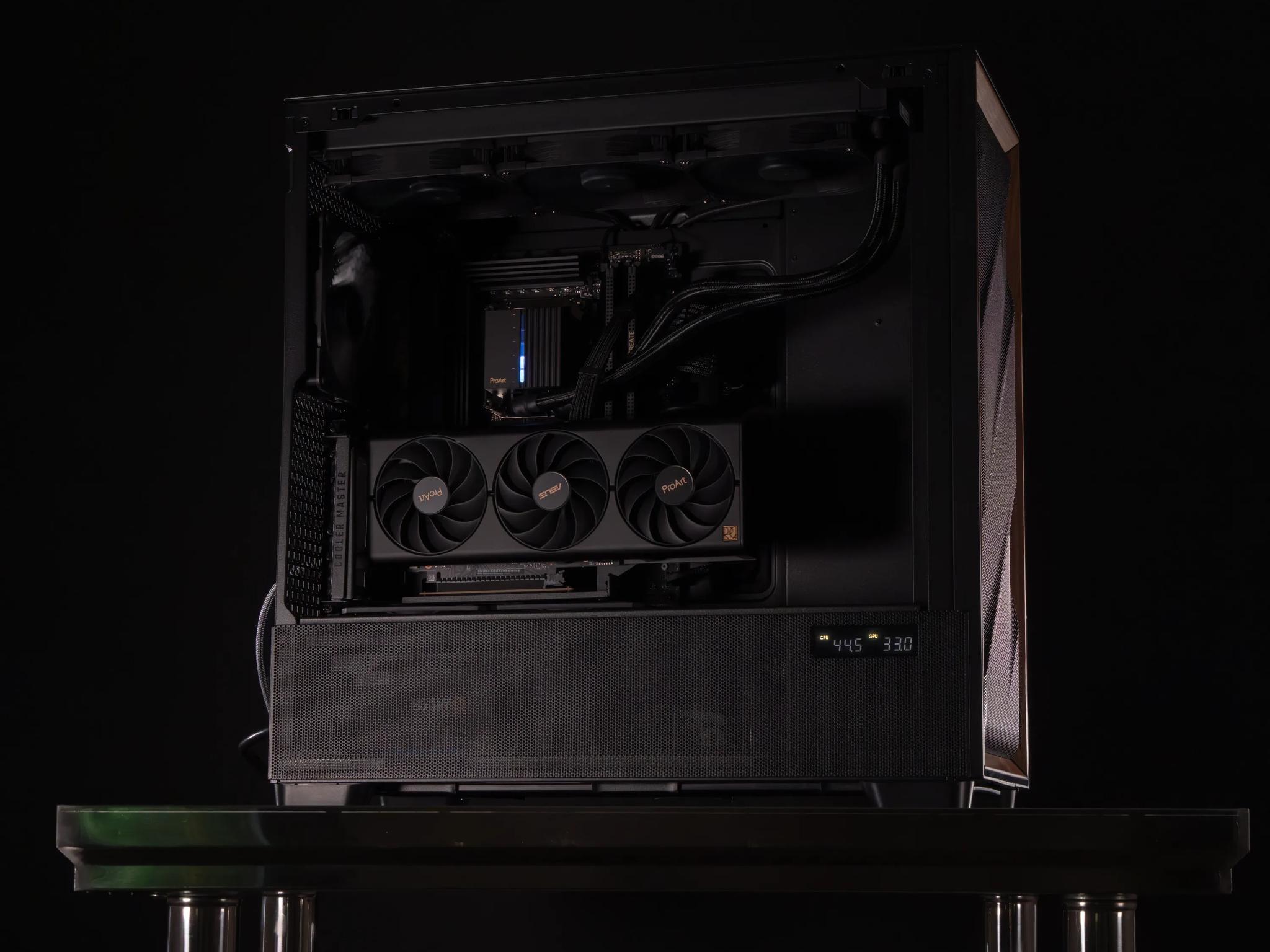 🦂 Alcantara 🦂 RTX 4070 Super / AMD R7 9700X / 1TB NVME / 32GB DDR5 RAM / 420 AIO / Windows 11 Pro