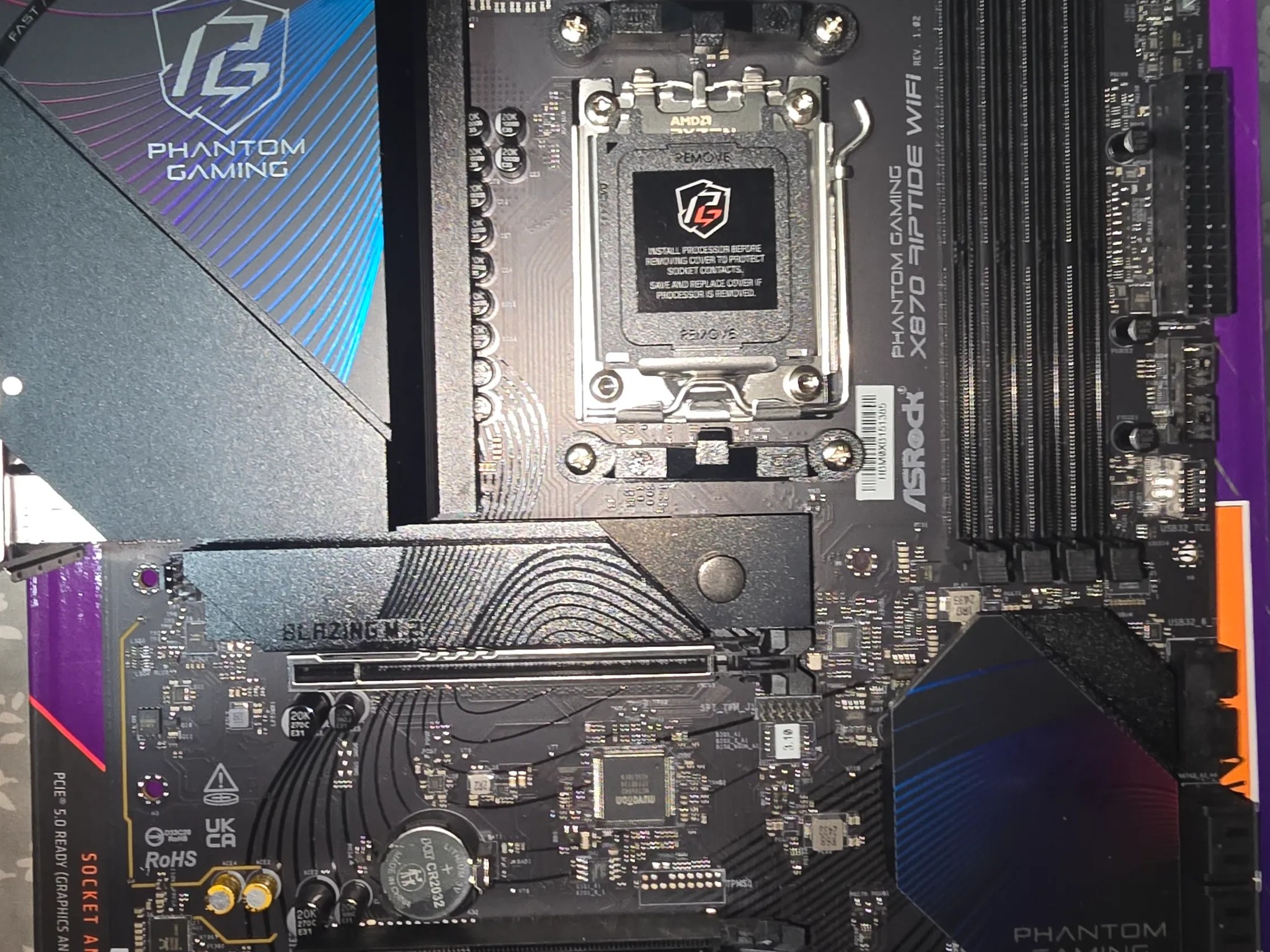 ASRock x870 Riptide, 9800x3D, 4TB 990 Pro Bundle