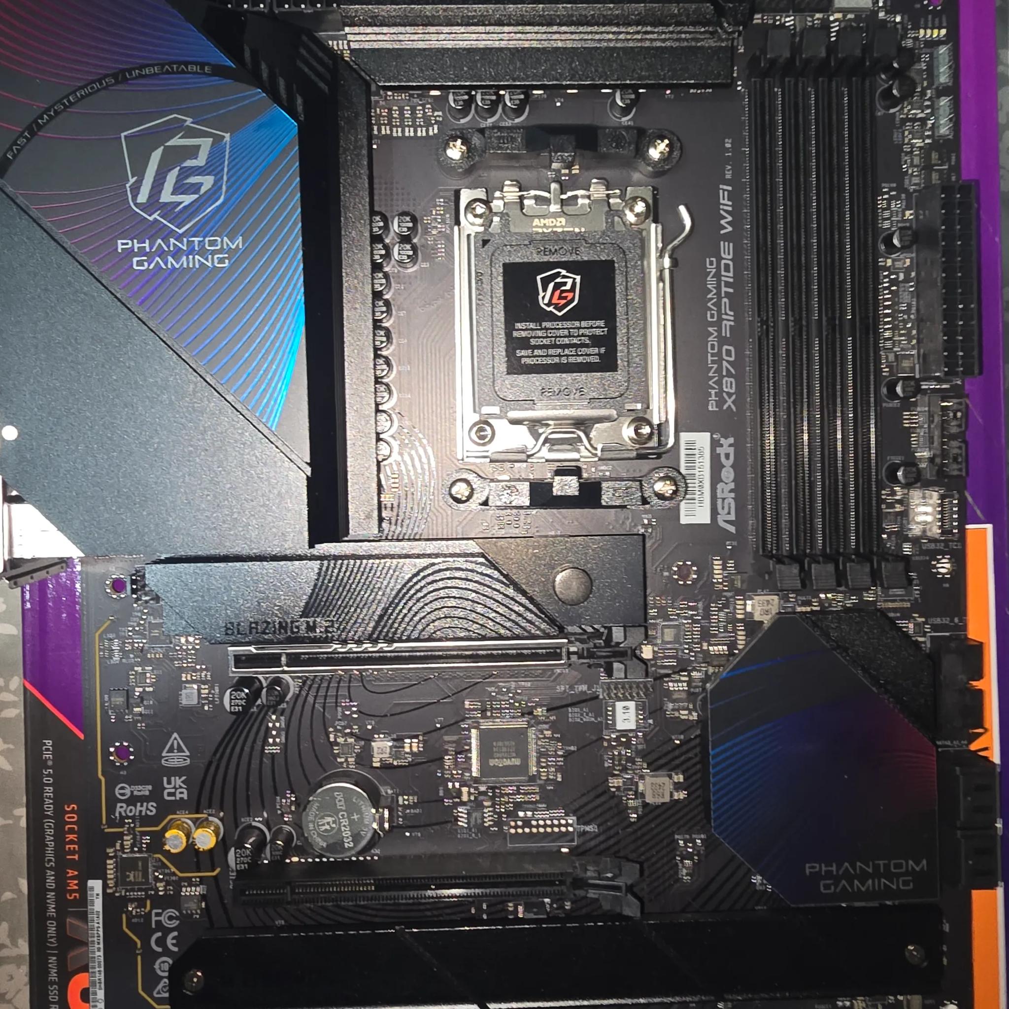 ASRock x870 Riptide, 9800x3D, 4TB 990 Pro Bundle