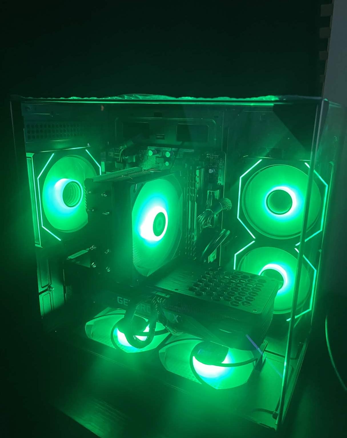 Mini Gaming PC | Ryzen 5600 | RTX 3070 | 1 TB SSD | 16GB DDR4