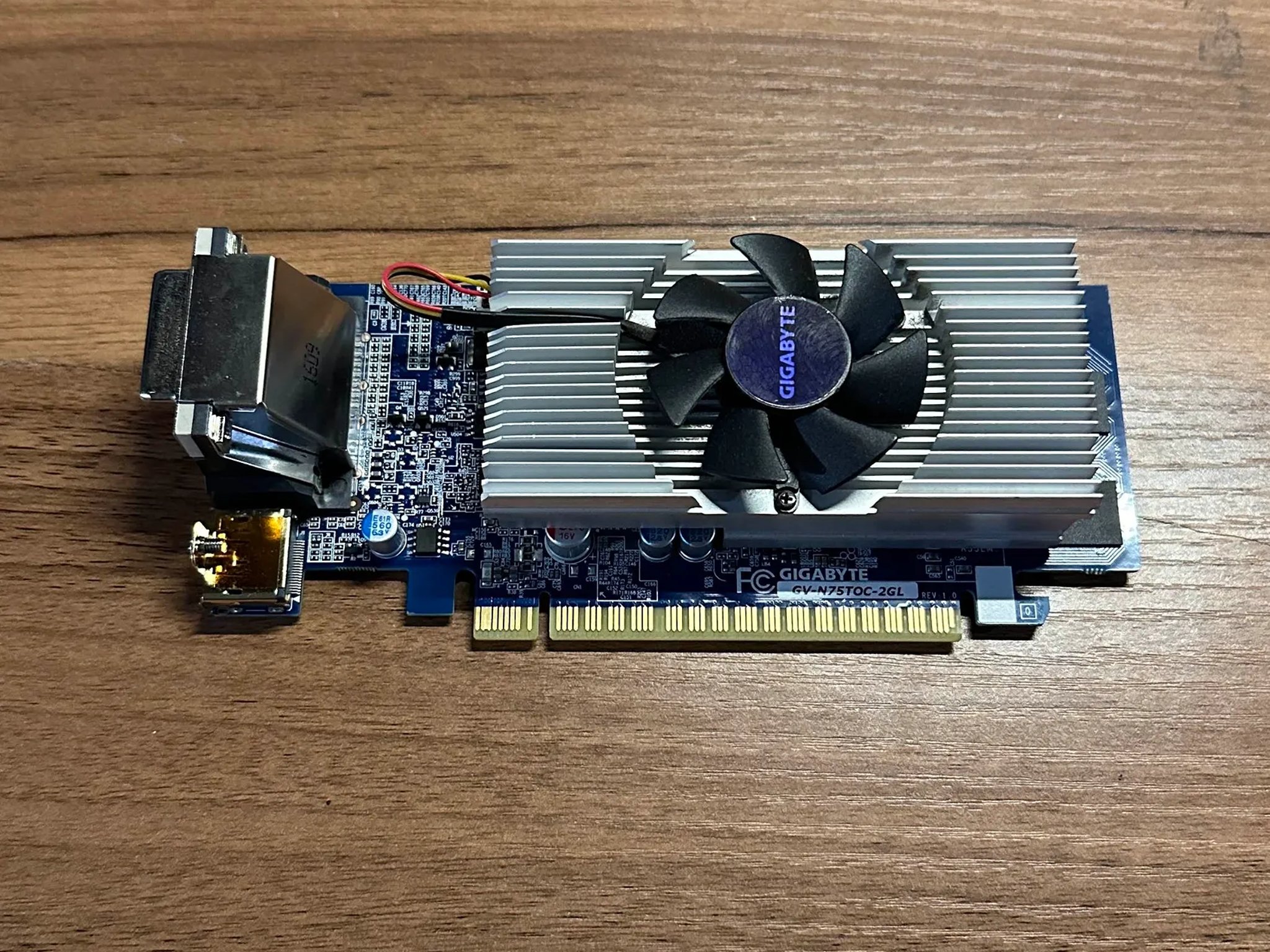 GIGABYTE NVIDIA GTX 750Ti 2GB GDDR5 Low Profile PCIE Graphics Card NOT WORKING