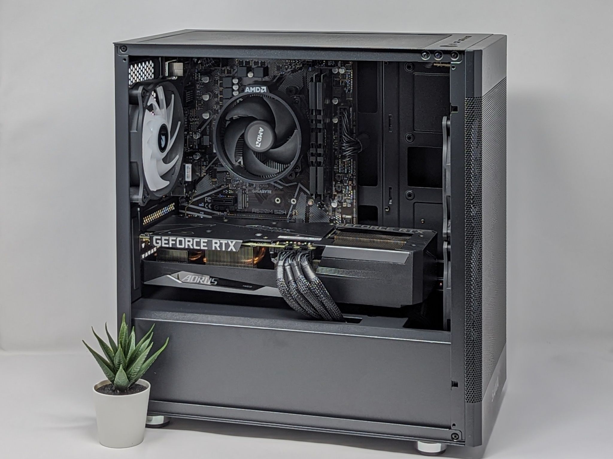 Sleek RTX Whisperer | Nvidia RTX 3060 | Ryzen 5 5500 | 16gb RAM | MSI M461 1TB Gen 4 NVMe SSD