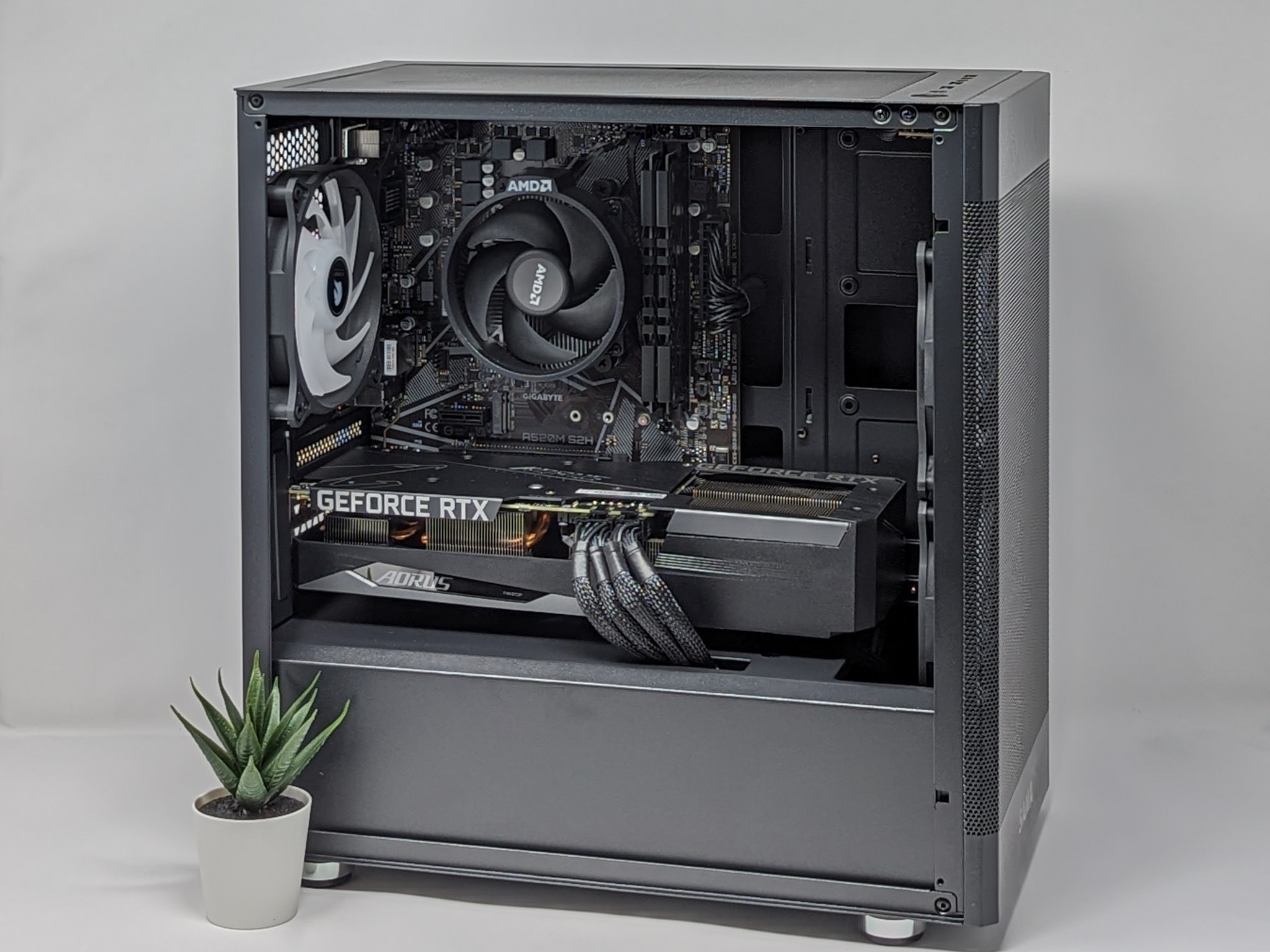 Sleek RTX Whisperer | Nvidia RTX 3060 | Ryzen 5 5500 | 16gb RAM | MSI M461 1TB Gen 4 NVMe SSD