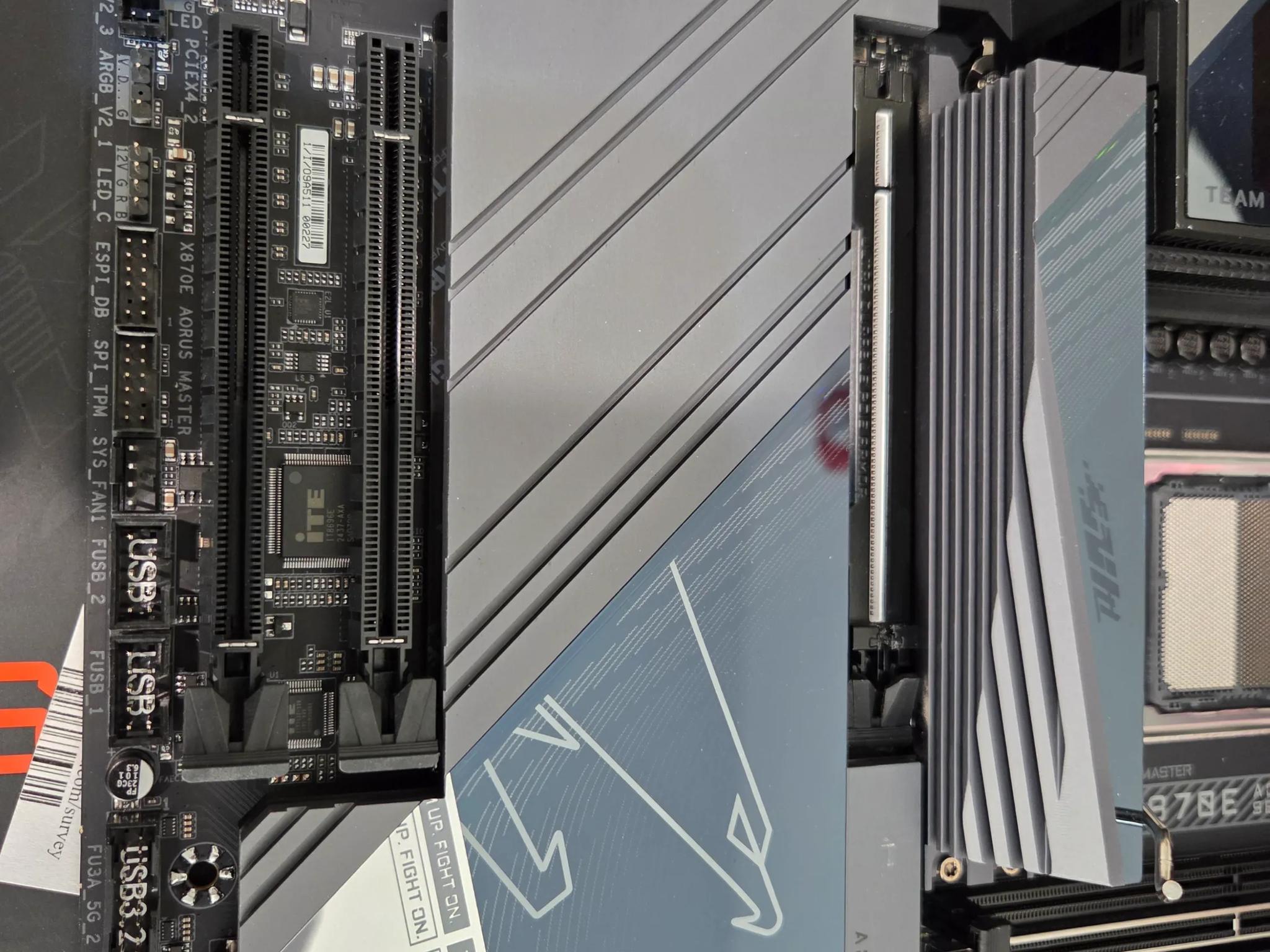 X870E Aorus Master