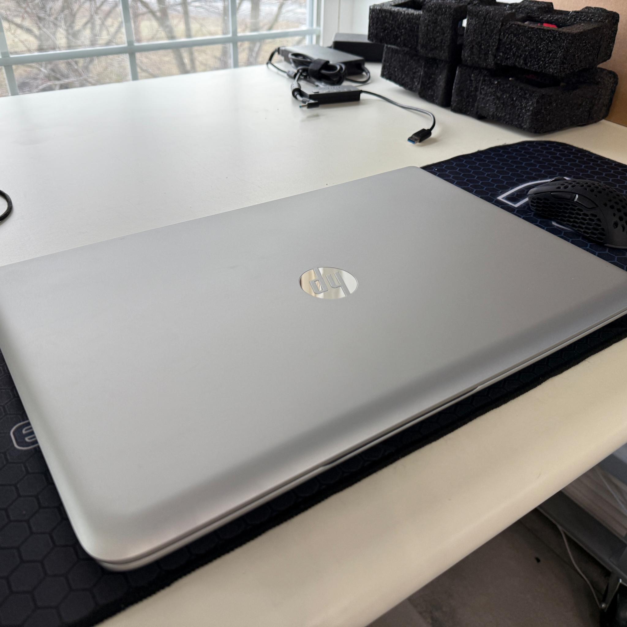 HP Envy 17 TS- i7-4800MQ+GeForce GT 740M+8GB Ram+256 SSD+W10