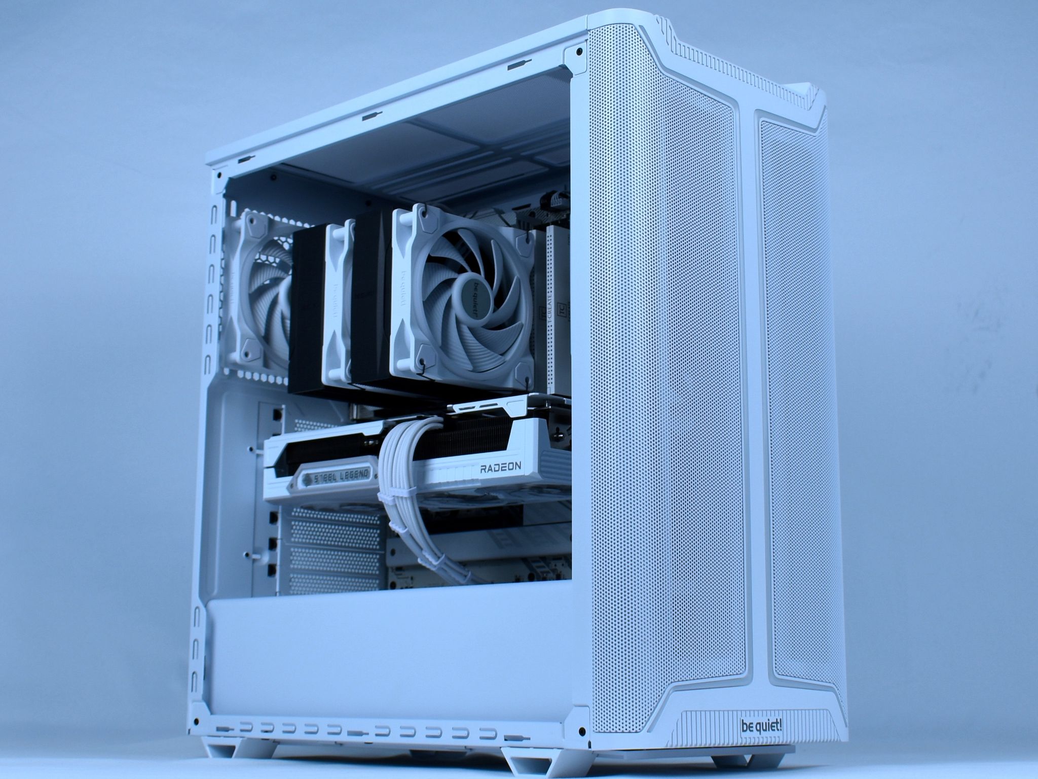 🦉❄️WHITE OWL❄️🦉 28Db idle/32Db load - be quiet! 1440p/4K Gaming PC | Ryzen 7800X3D, RX 9070 XT |
