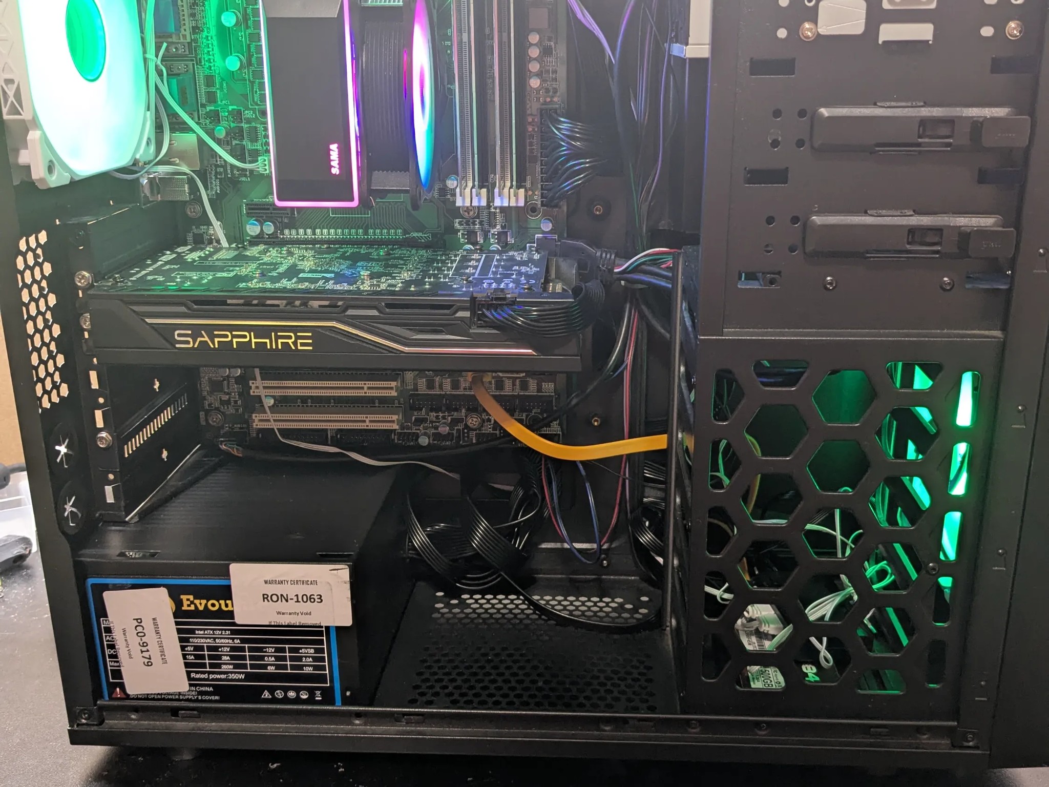 100 FPS Fortnite | 180 Day Warranty | i5-4570 , 16GB RAM, 500GB SSD, RX 470 8GB, RGB, Wifi, Win10