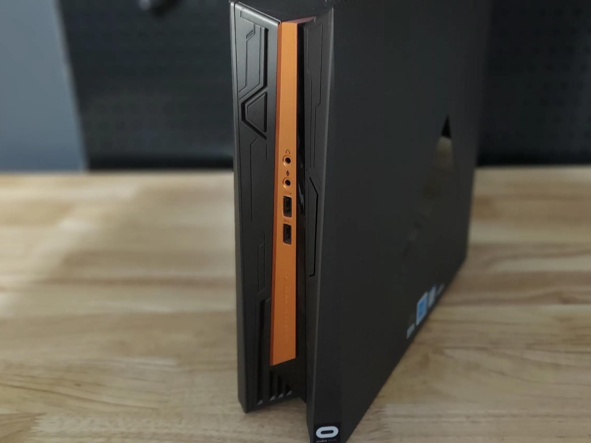 ASUS ROG GR8 II, GTX 1060, 16GB RAM, i5-7500