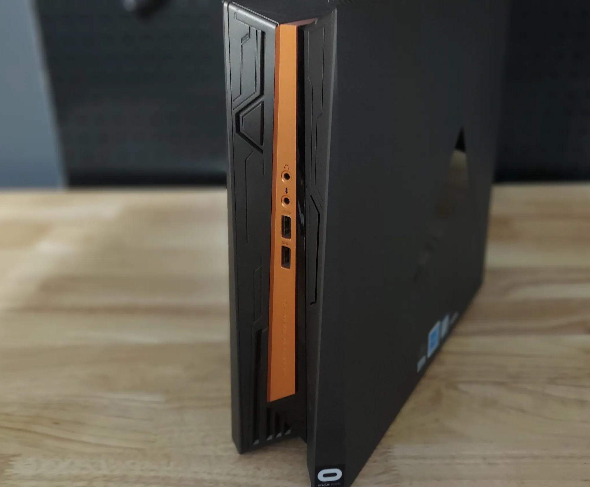 ASUS ROG GR8 II, GTX 1060, 16GB RAM, i5-7500