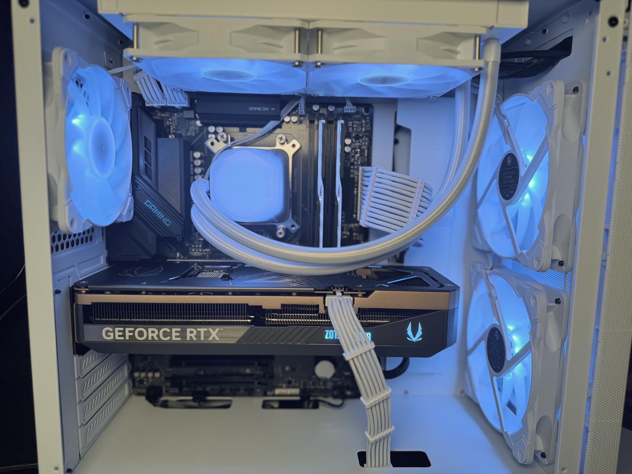 🤍🚀 WHITE FLAGSHIP MONSTER | Ryzen 9 9800X3D | RTX 5080 | 32GB DDR5 6000 | 2TB 990 EVO | 240mm AIO 🚀🤍