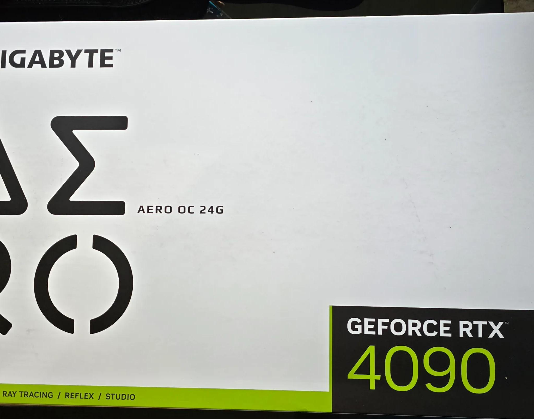 Gigabyte RTX 4090 AERO OC