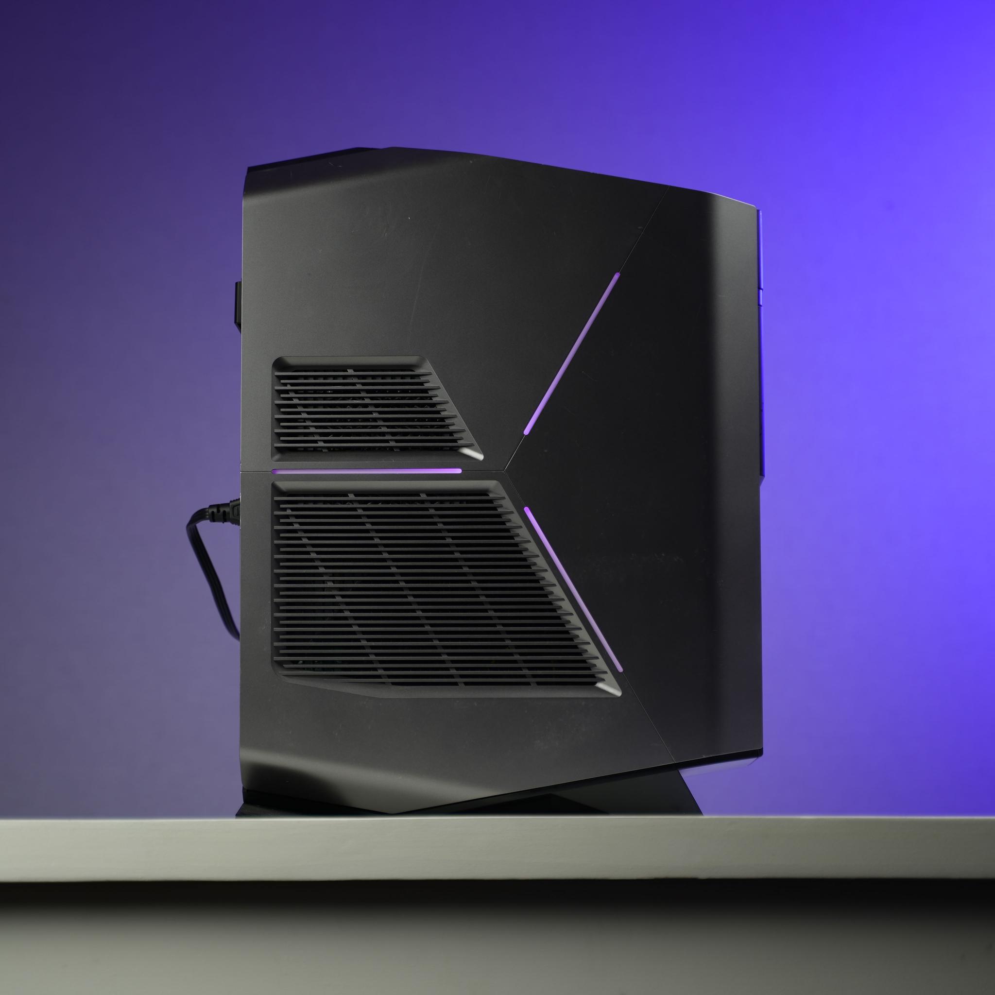 \ AF-02 / GTX 1070 Intel Core i7 6700 16GB .5TB Windows 11 Gaming PC Powerhouse