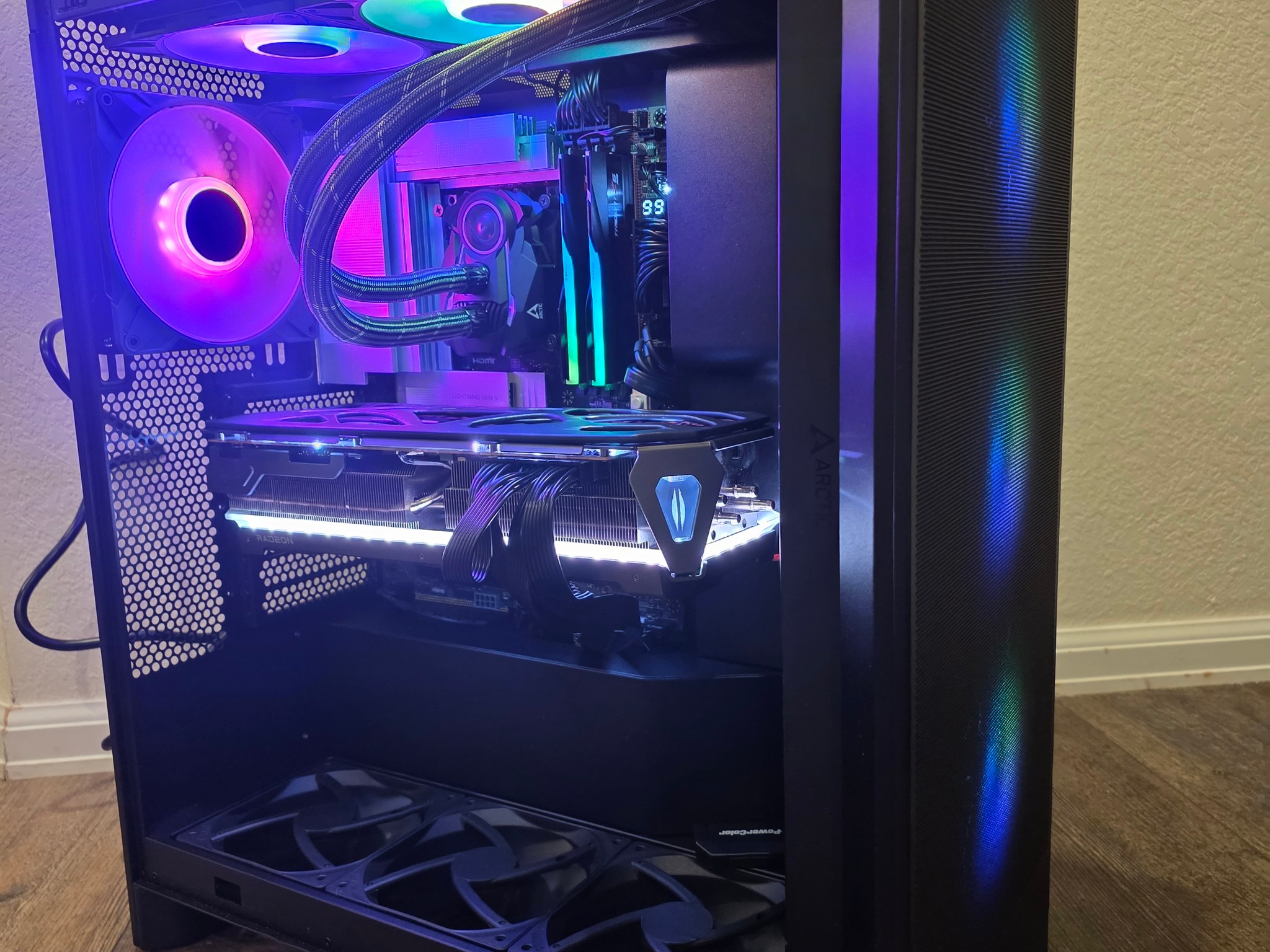 NZXT H7 Flow Content Creation Build! i7 265KF | 7900XTX | 64GB DDR5 | 2TB NVME