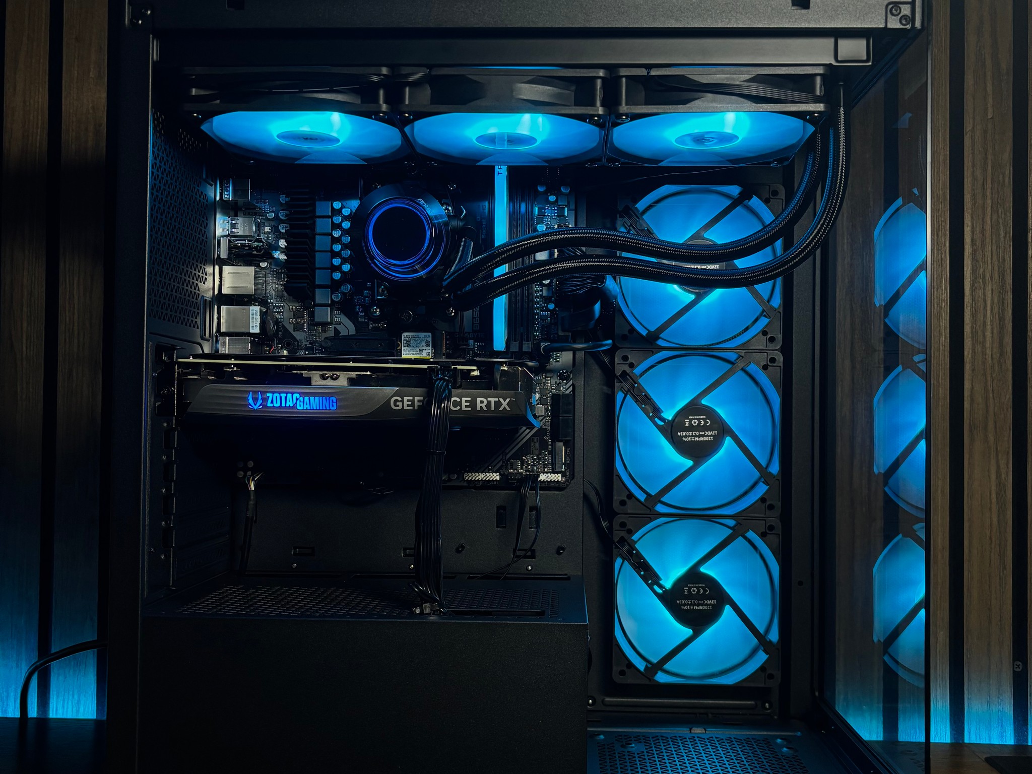RTX 4060TI | RYZEN 5 7500F | 16GB DDR5 RAM | LIQUID COOLED | GAMING PC