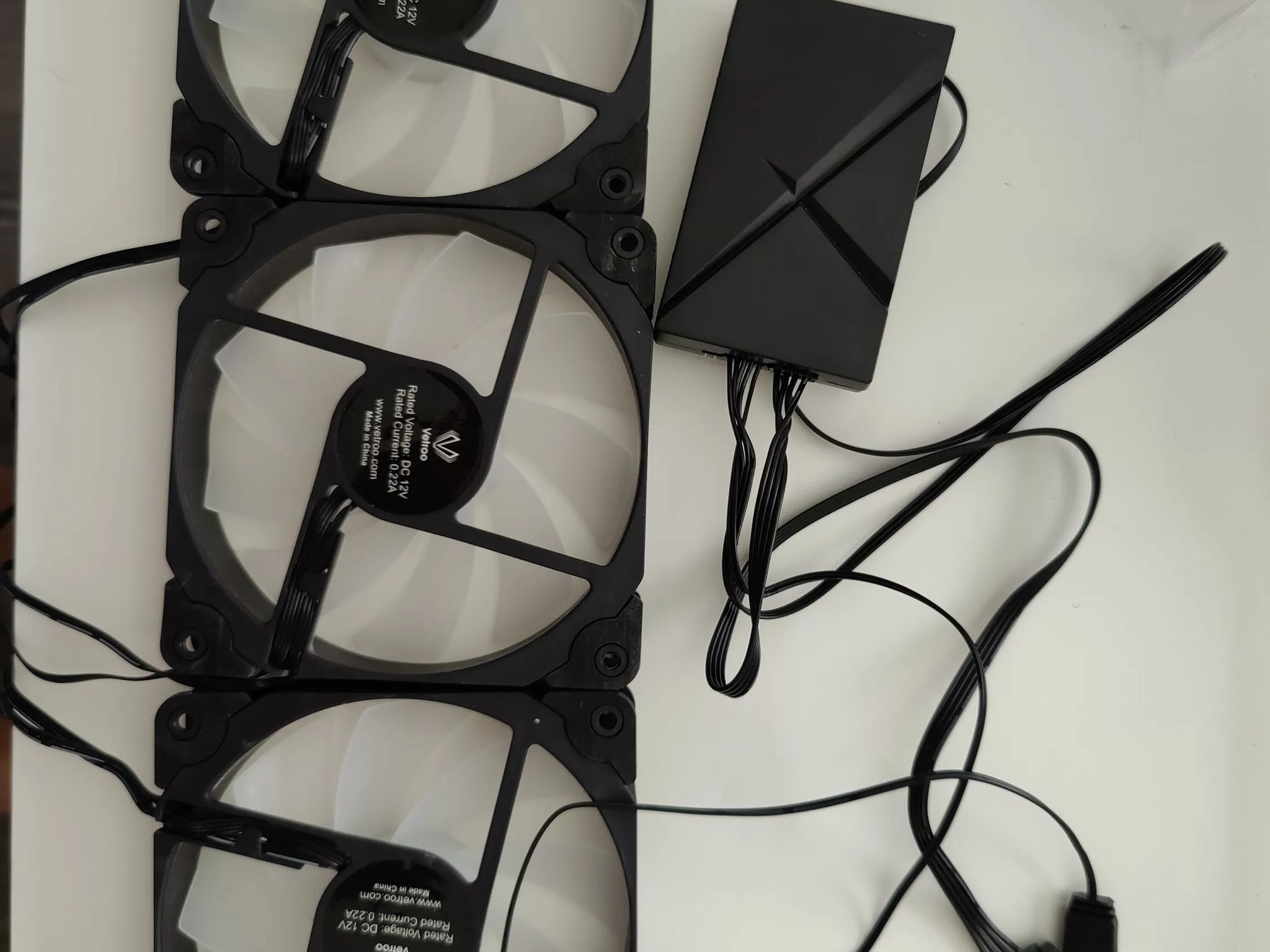 Vetroo ARGB 120mm fans