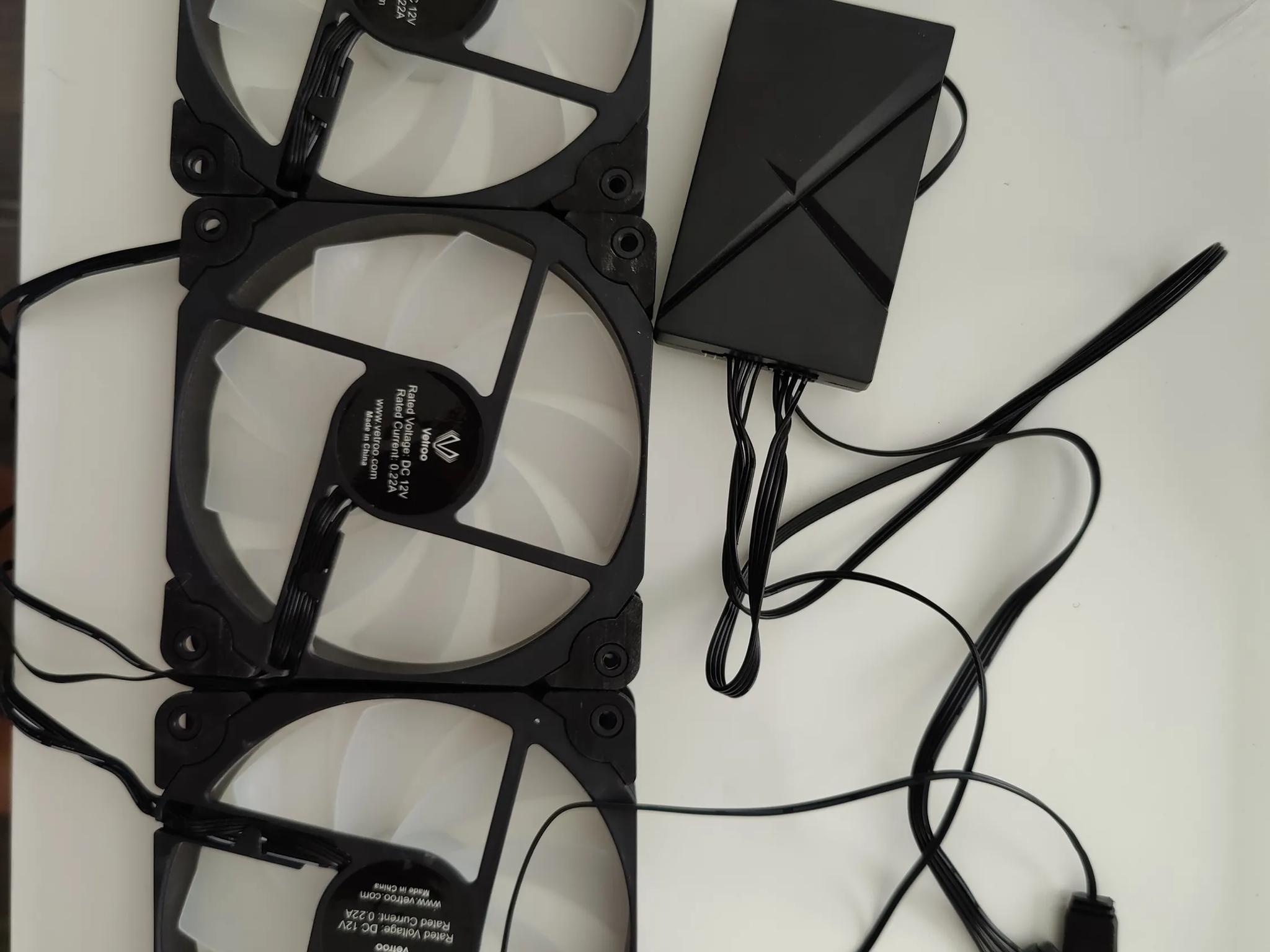Vetroo ARGB 120mm fans