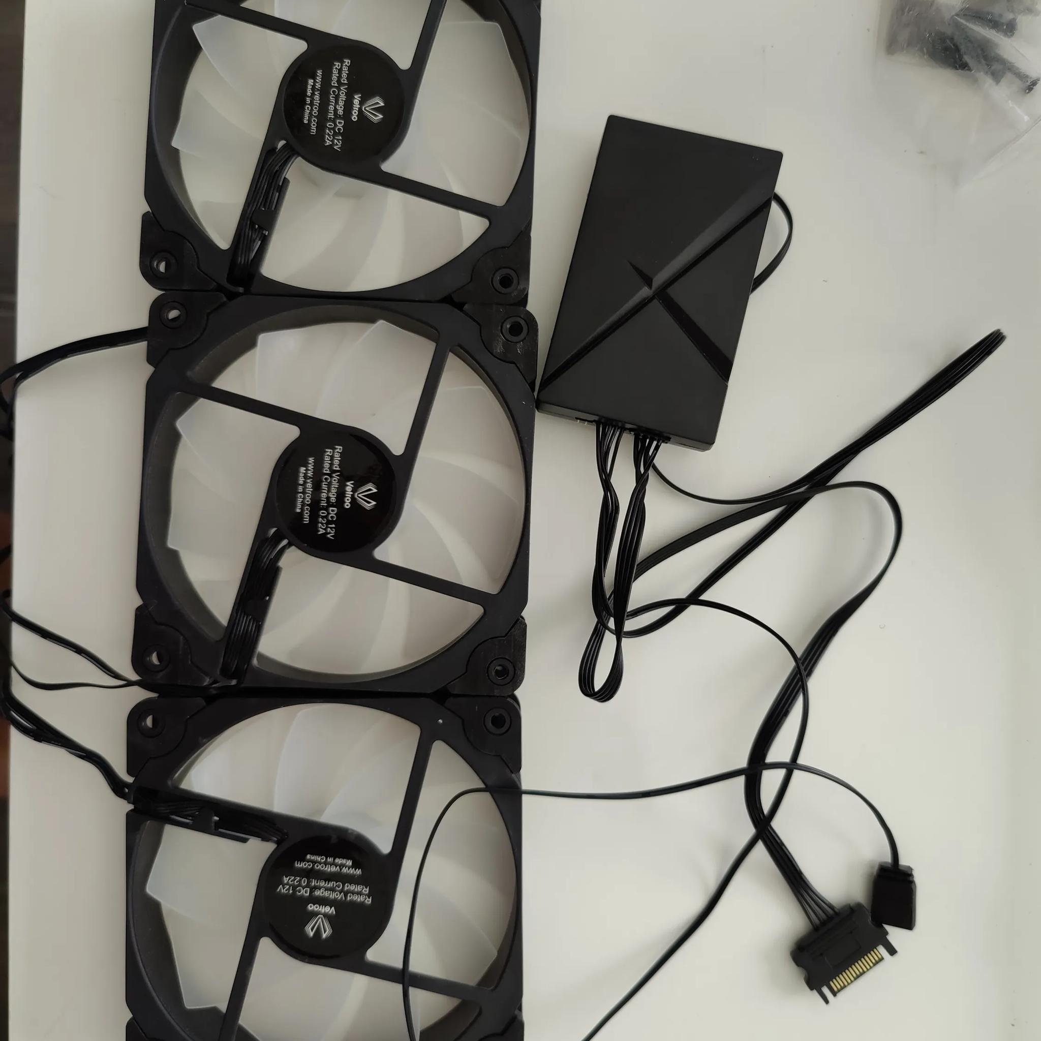 Vetroo ARGB 120mm fans