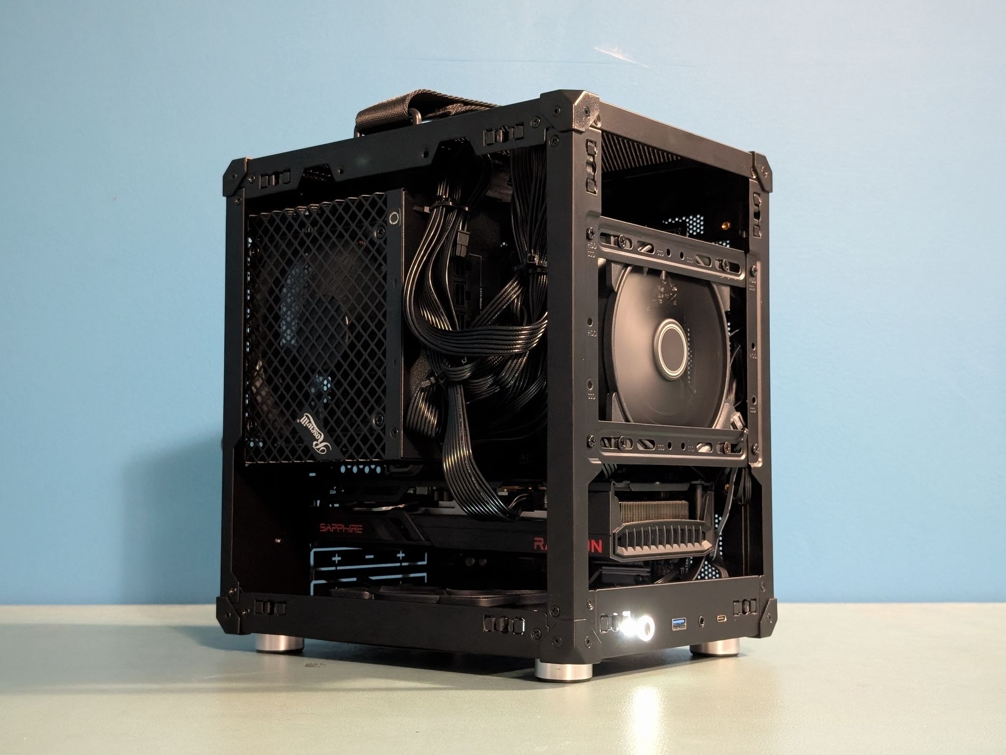The Steamed Bun | RX 6650 XT | Core I5 13400 | 16GB RAM | NVMe SSD | Bazzite OS