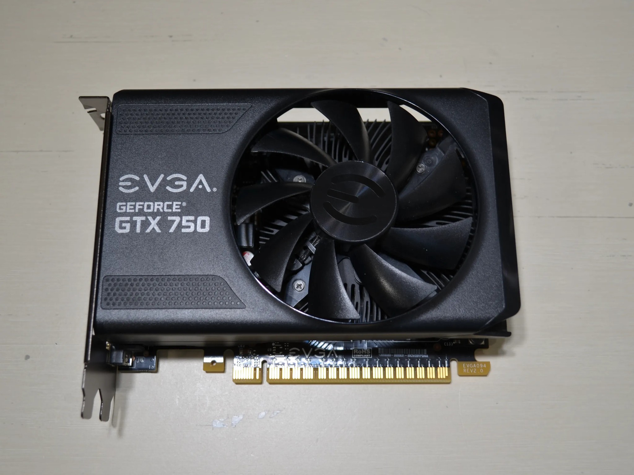 EVGA Nvidia GeForce GTX 750 PCI-e HDMI DVI Graphics Card GV-N7500C-2GI