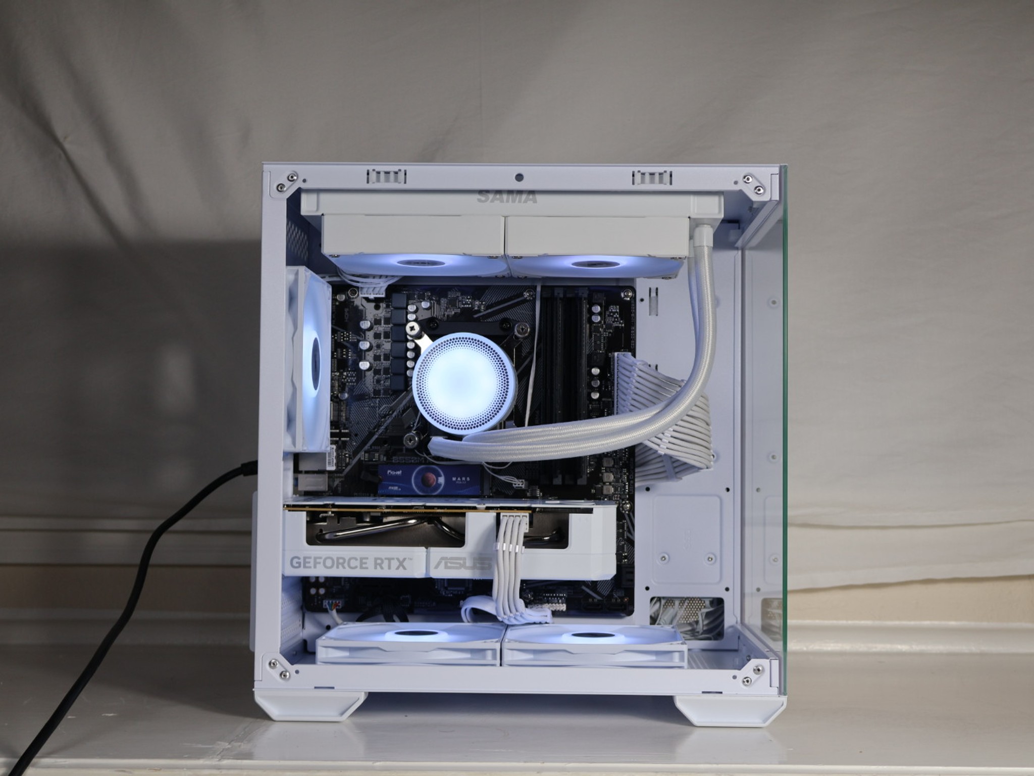⚪Dry Ice | RTX 5060 Ryzen 5⚪