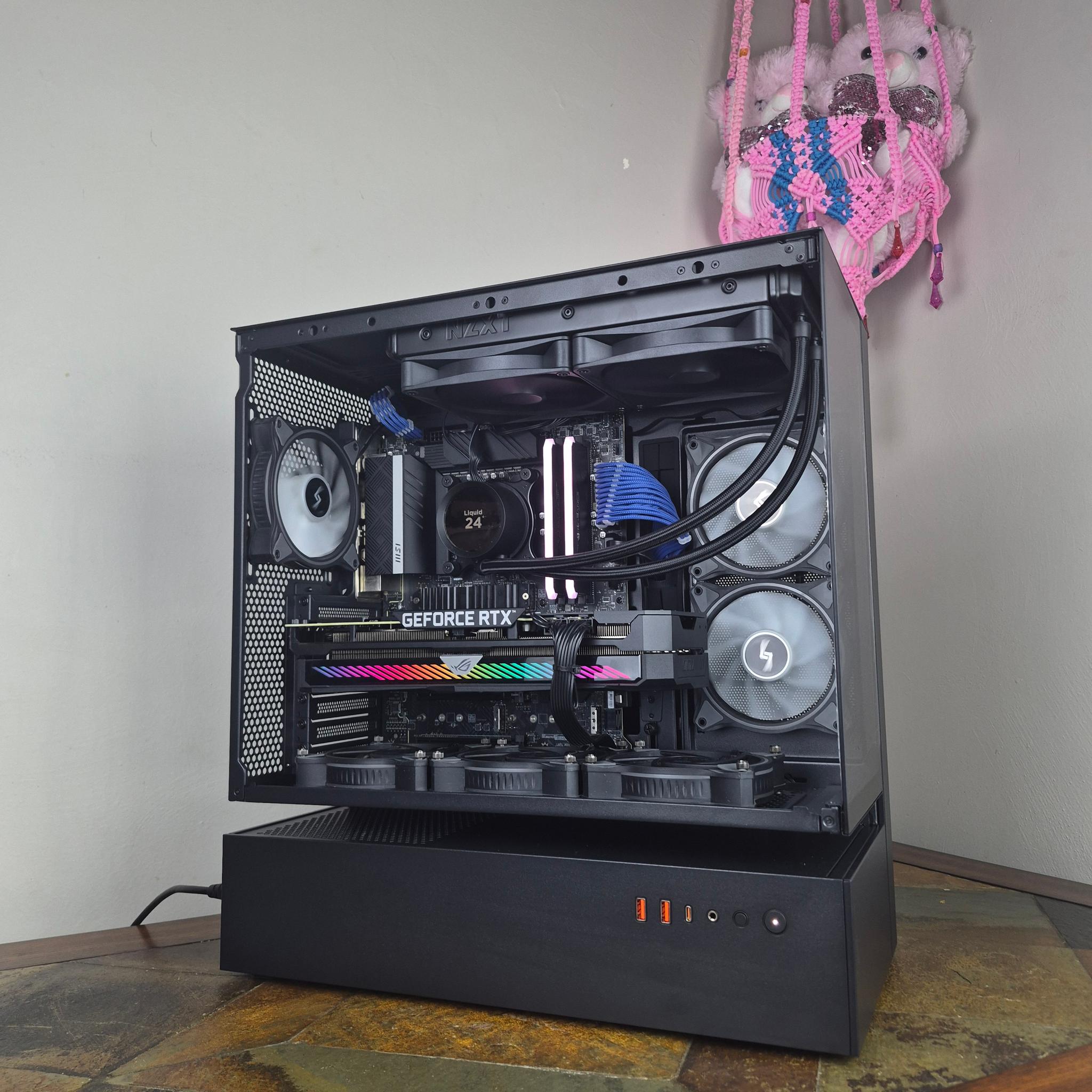Custom Gaming Pc - RTX 3060TI & I7 12700F