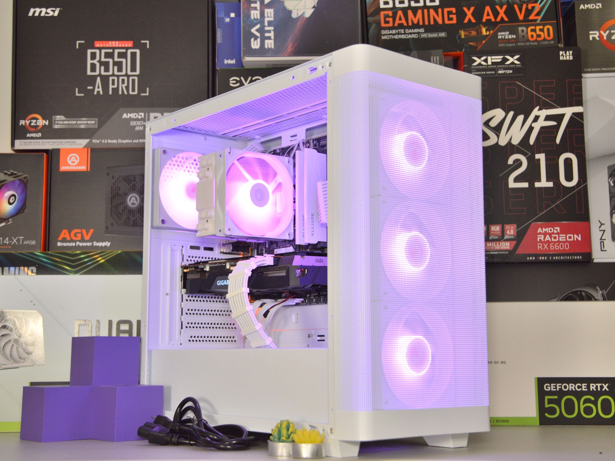🧊🔨 | RX 5700XT 8GB | RYZEN 7 2700 | 16GB DDR4 RAM | 1TB NVME SSD | Ice Breaker |