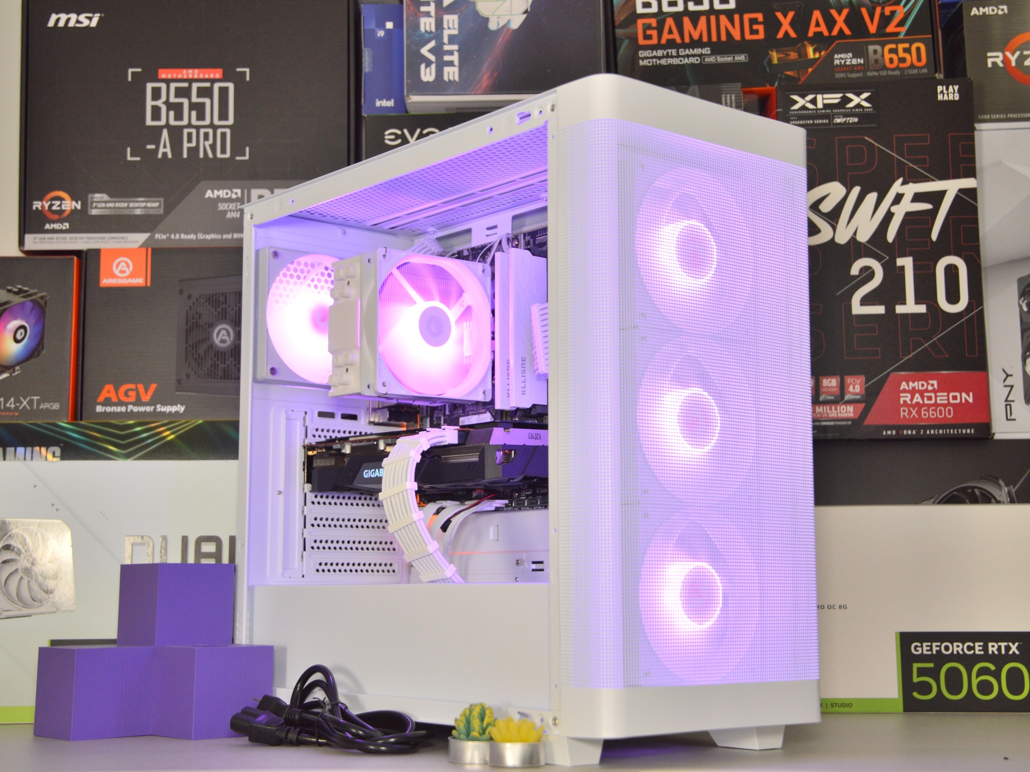 🧊🔨 | RX 5700XT 8GB | RYZEN 7 2700 | 16GB DDR4 RAM | 1TB NVME SSD | Ice Breaker |