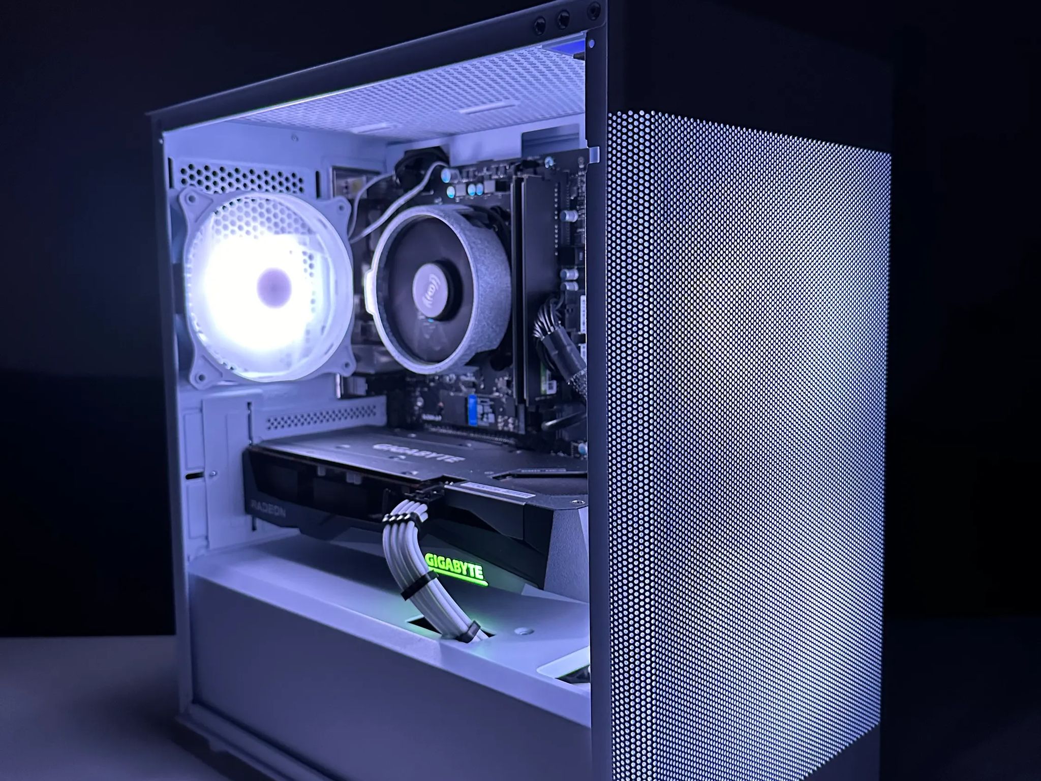 Budget Beast 🌌|Ryzen 5 5500| RX 7600| 16GB DDR4-3600 CL18| 1TB SSD | Win10