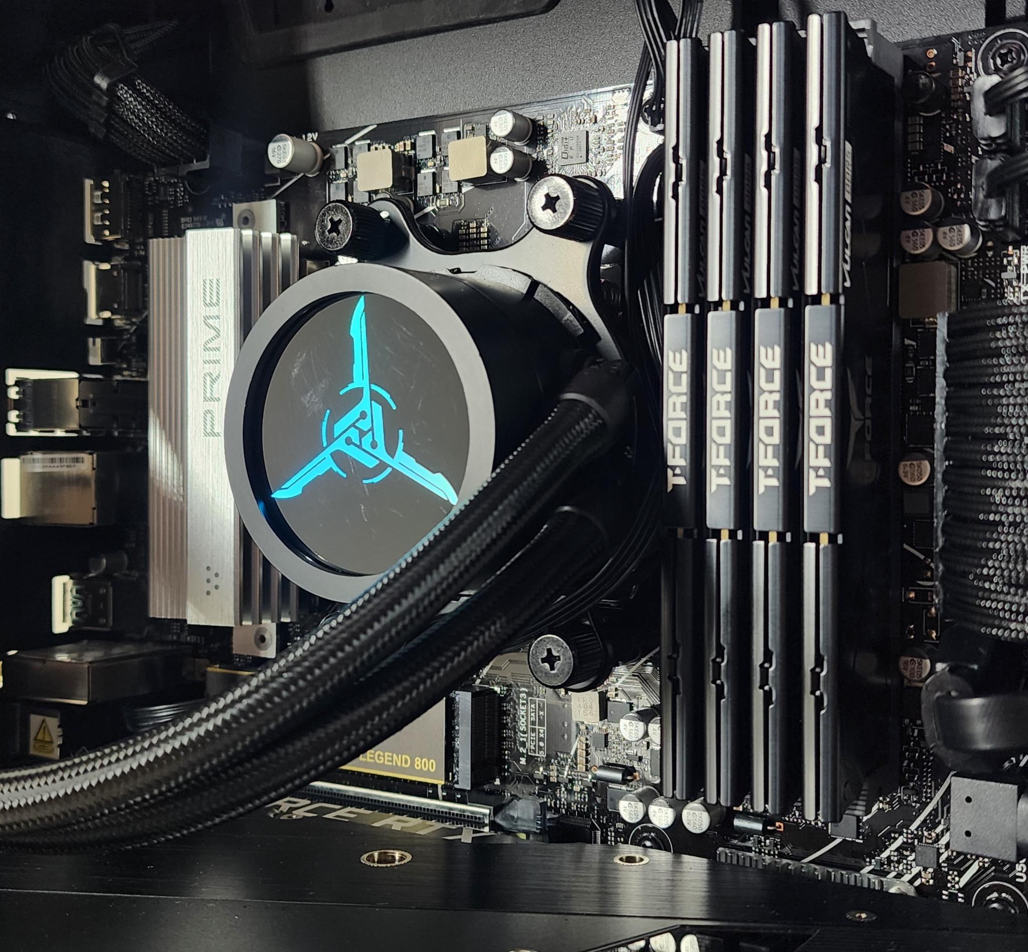 Gaming PC Ryzen 7 7700 32GB RAM 1TB SSD RTX 3080 10GB Windows 11 Computer
