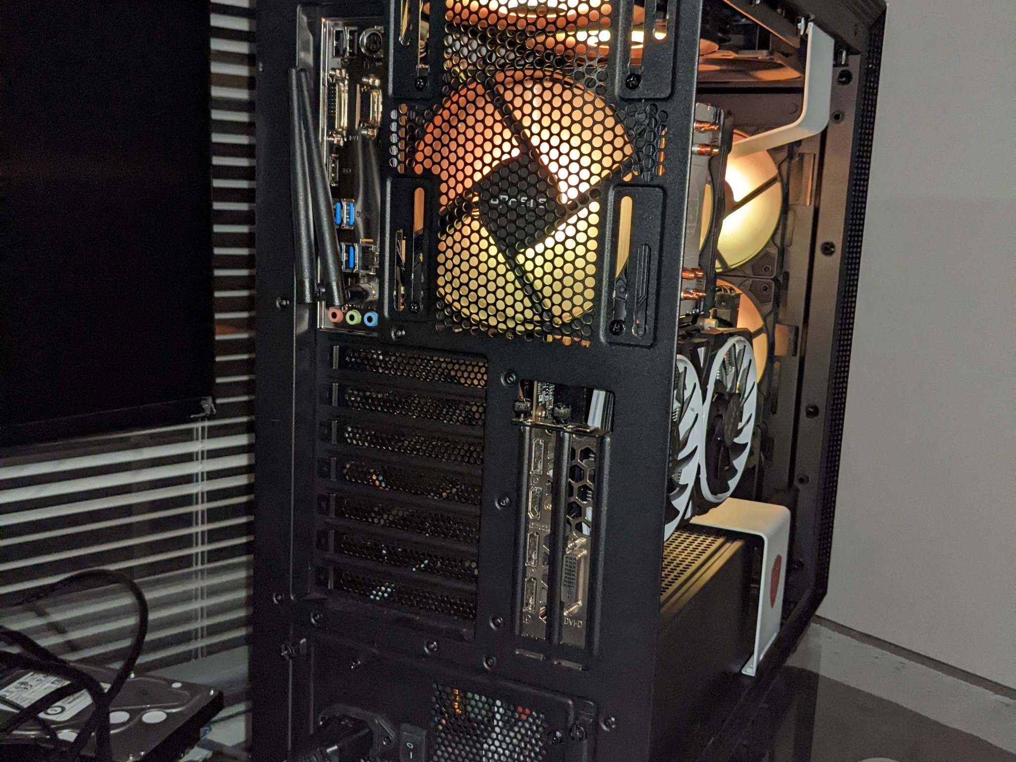 "Red Dragon" 15 sec bootup! Gaming PC GTX 1070 i5-10400 6c@4ghz 16gb DDR4-3000 NVME SSD Wifi/BT