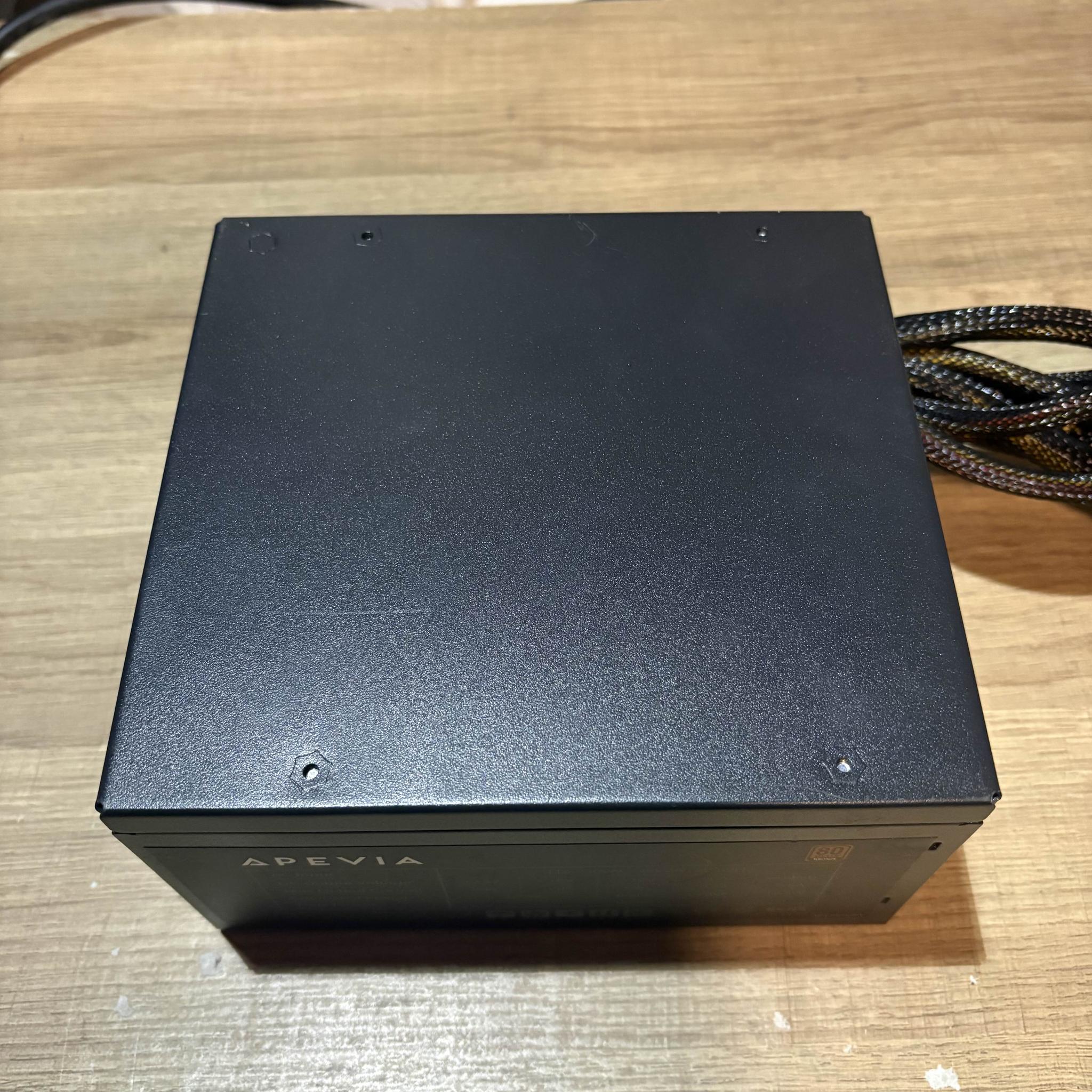 Apevia Jupiter Power 800W Bronze Non-Modular