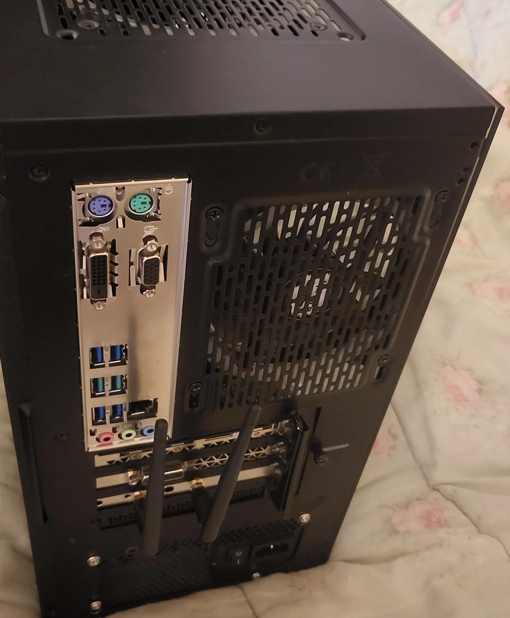 Thermaltake AM4 Rig | Ryzen 5 3600 | 16GB DDR4 RAM | RX 5600 XT | 1TB SSD