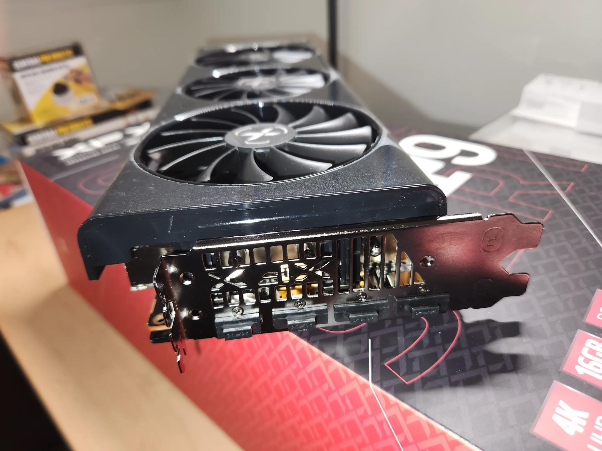 XFX RX6800 16GB Graphics Card Gamer Card
