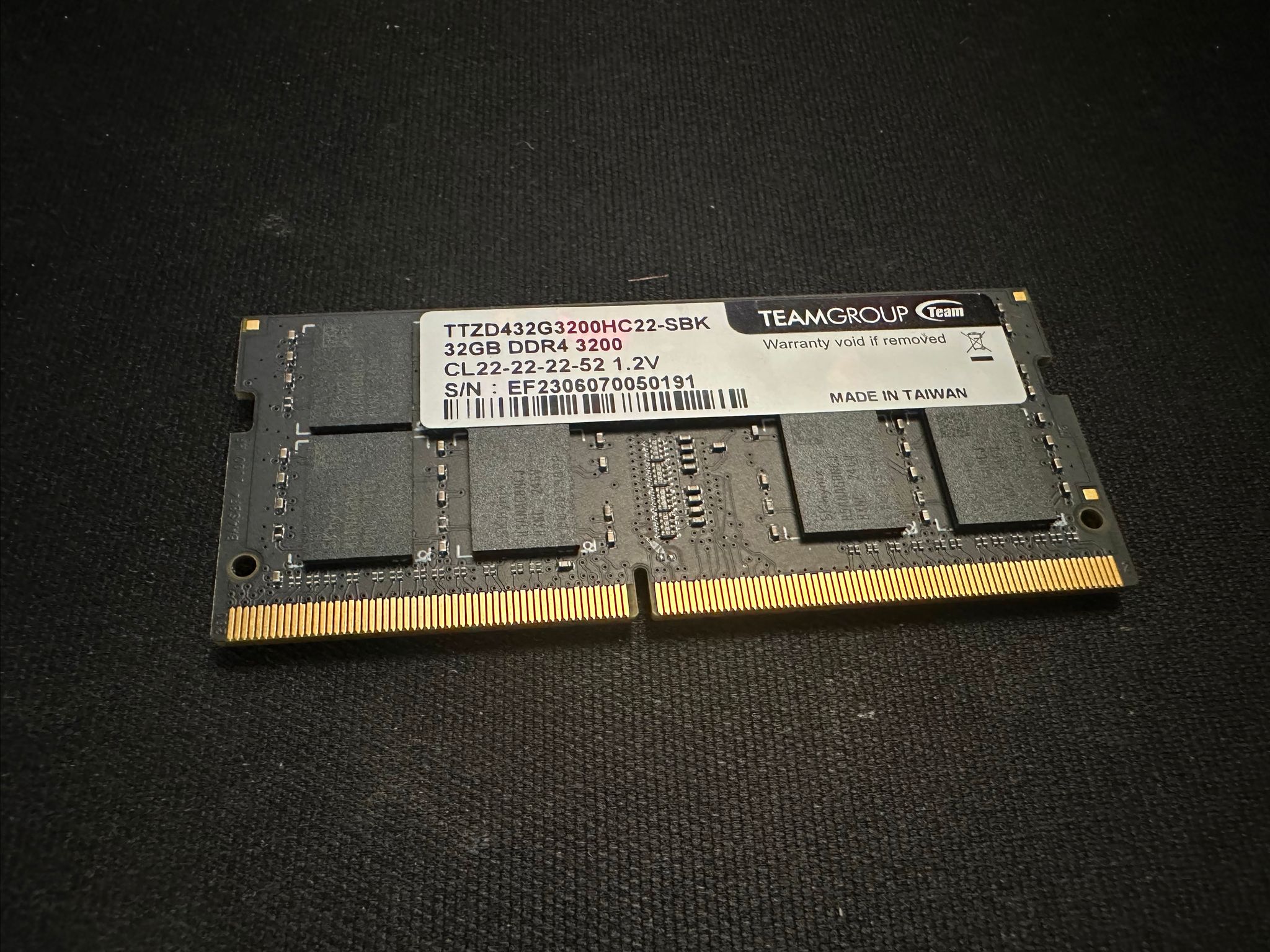1 x 32GB DDR4 3200mhz SODIMM