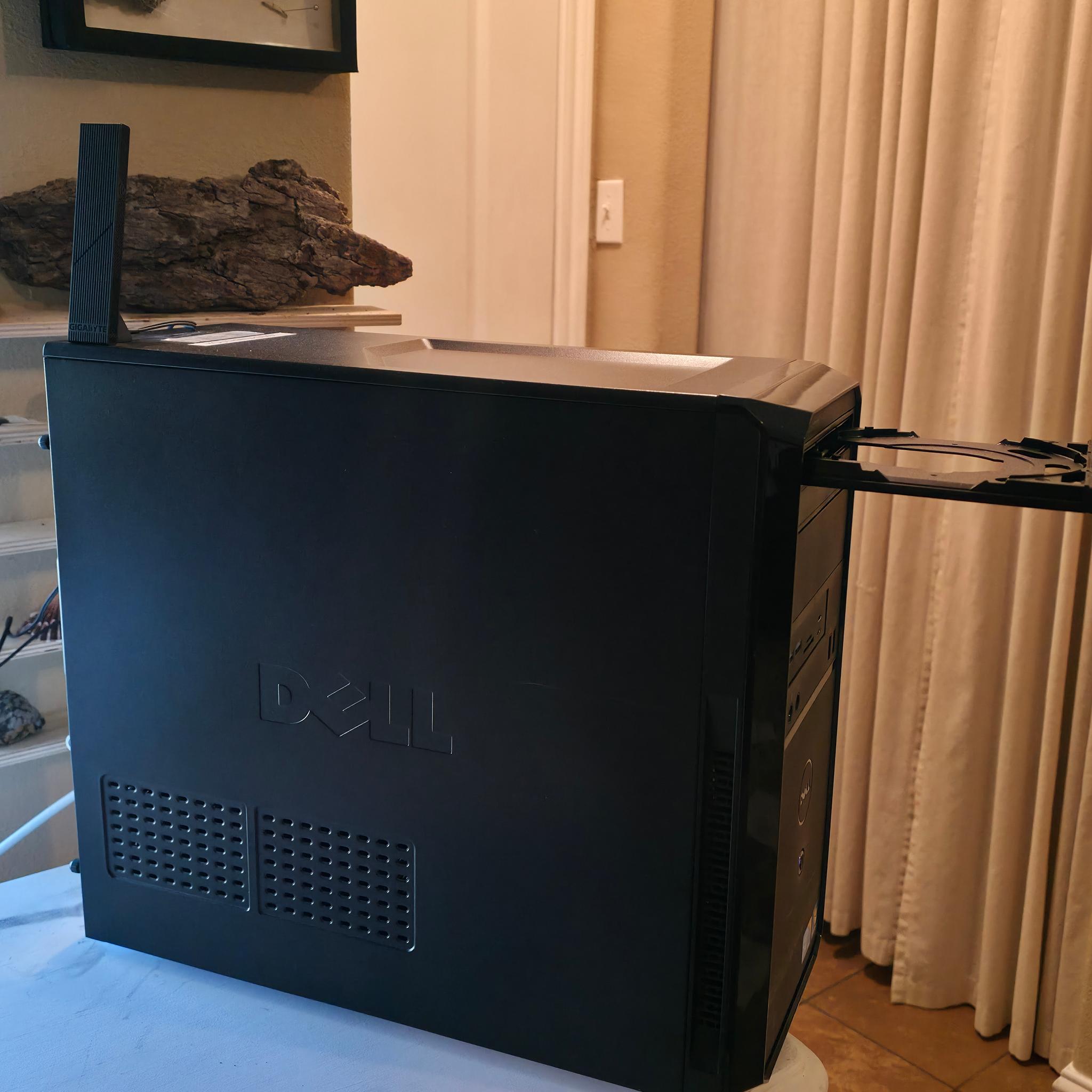 Custom Dell Vostro 230 Mid Range Gaming Sleeper PC