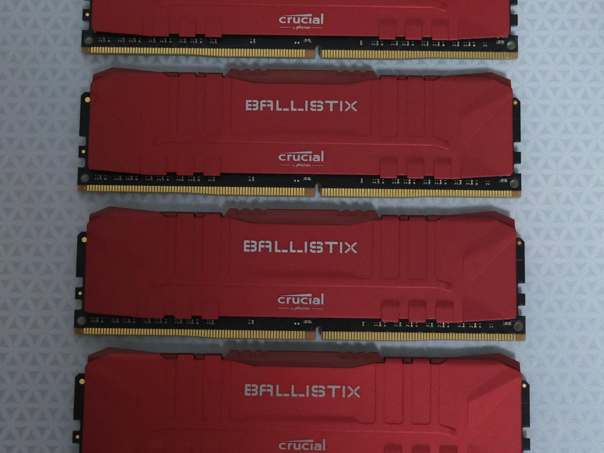 32 GB DDR4 Crucial Ballistix 3200MHz