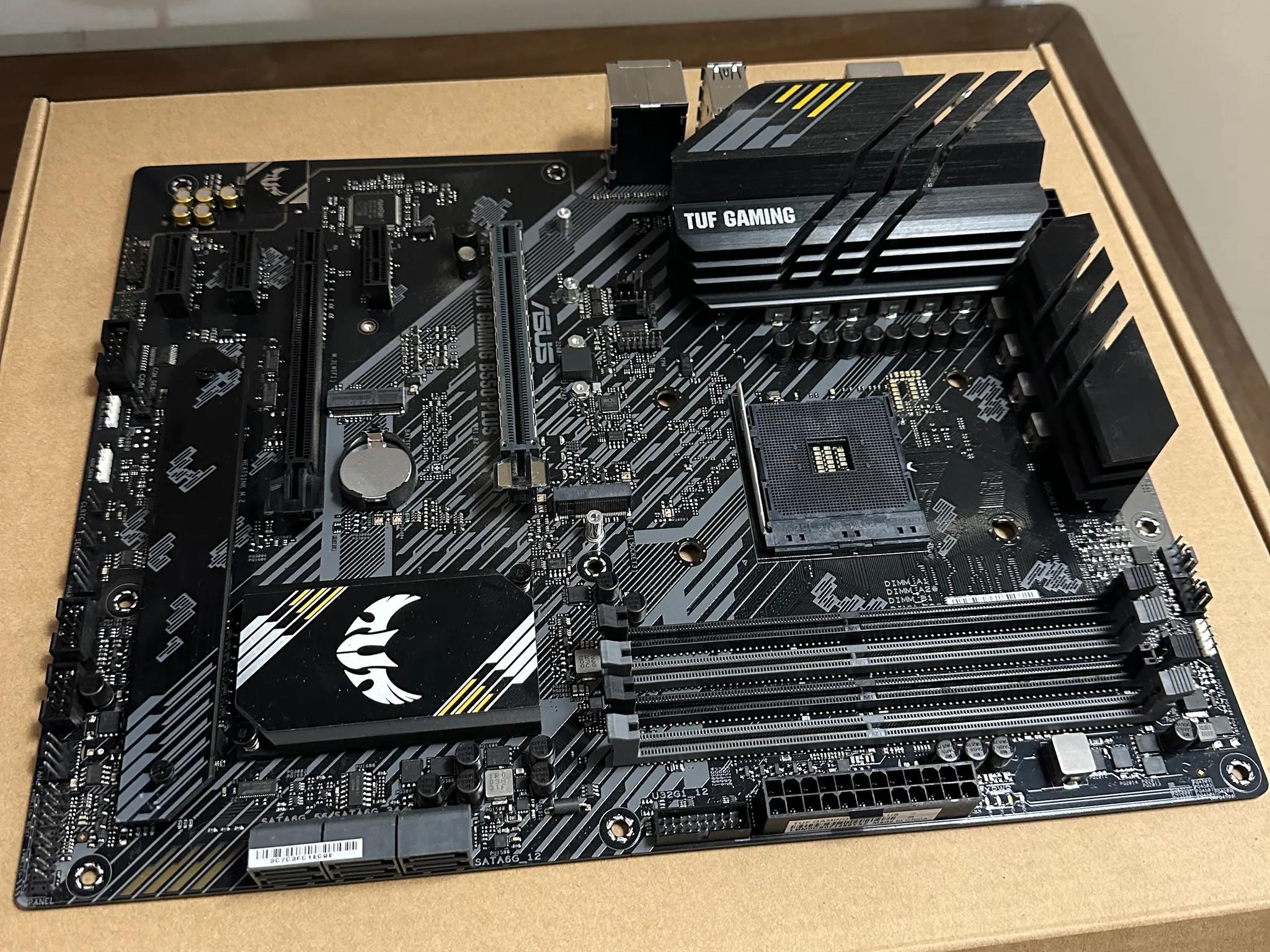 Asus TUF GAMING B550-PLUS ATX AM4 Motherboard