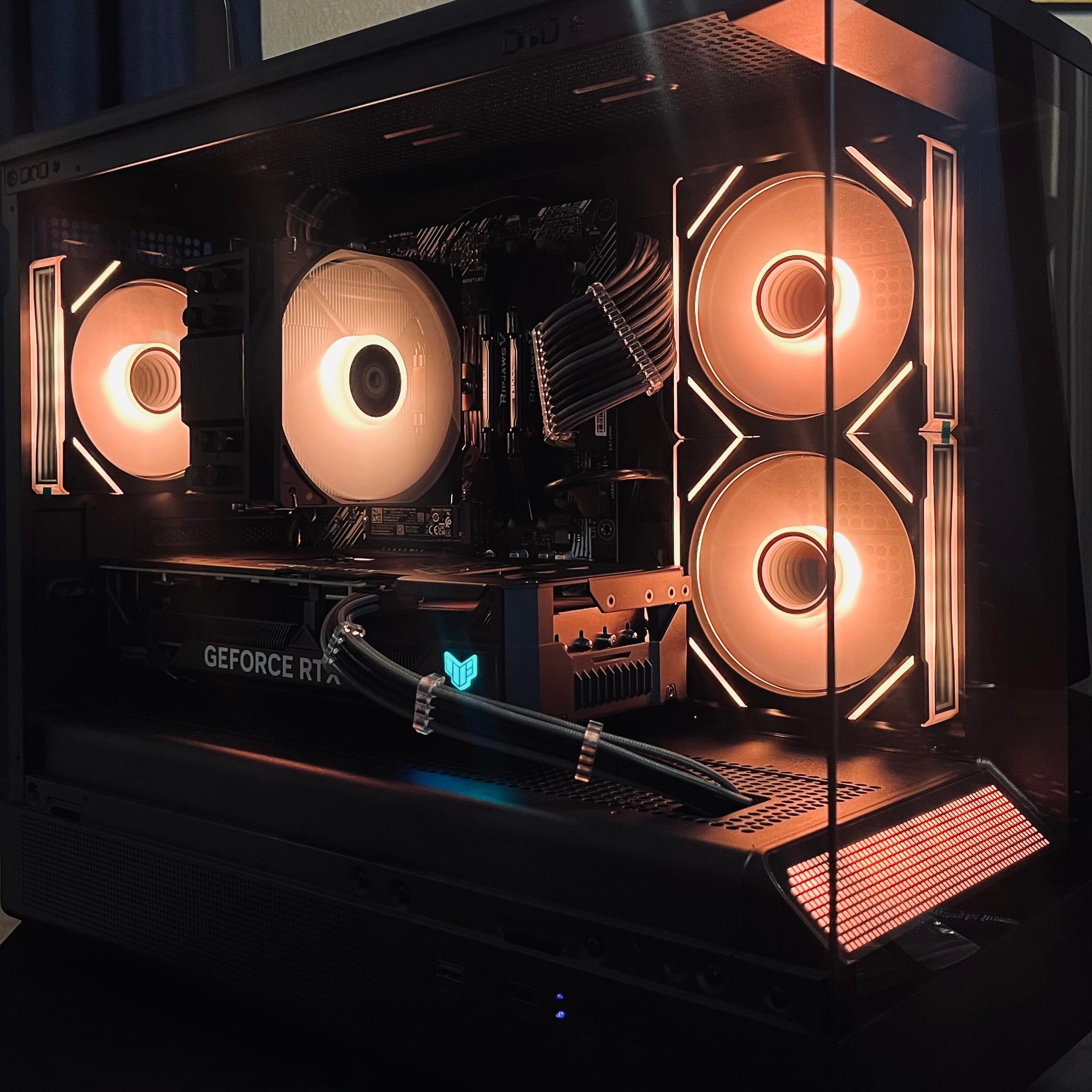 Pro Gaming PC |RTX 4070 // Ryzen 7 3700x // 32GB DDR4|