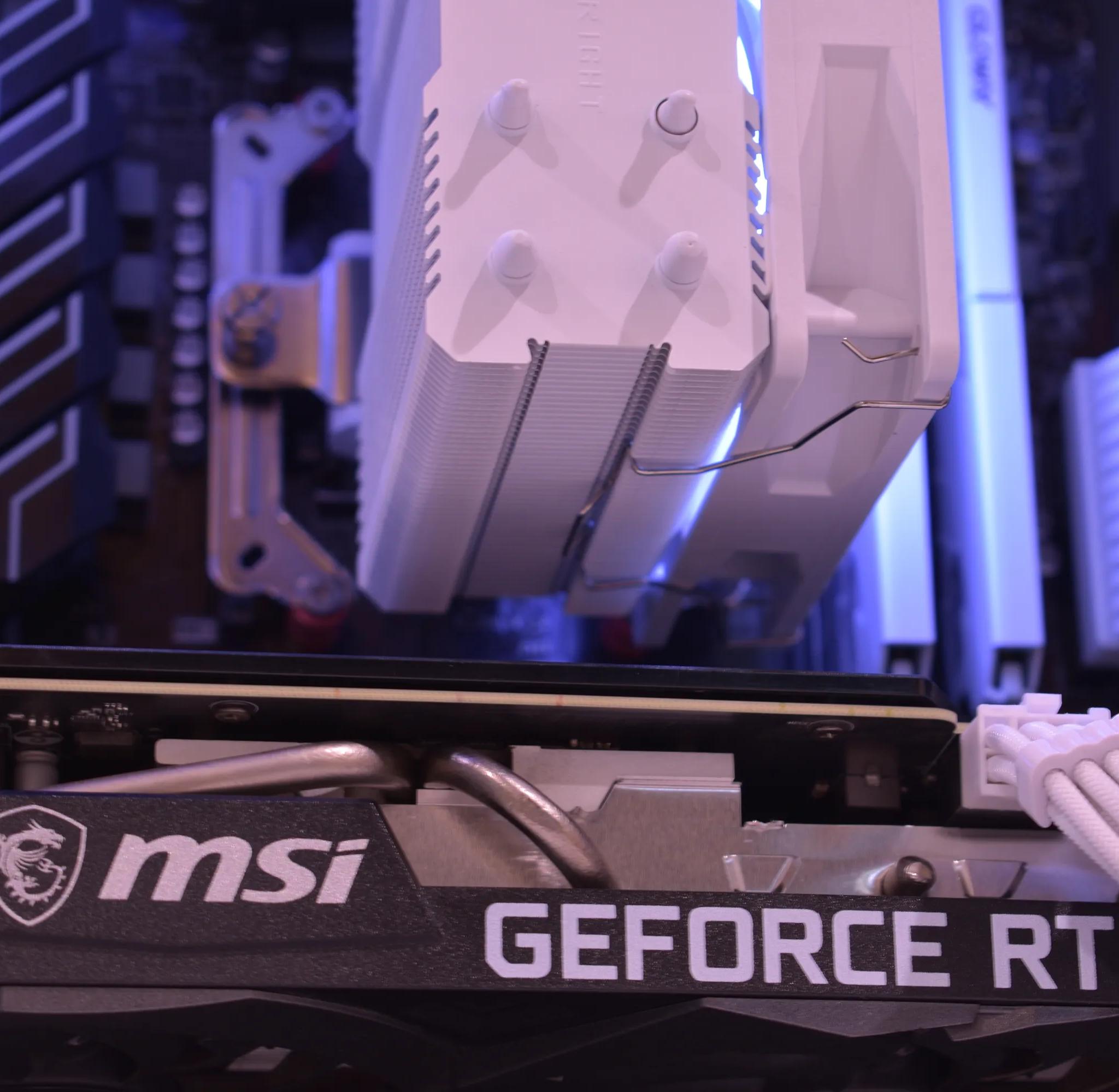 🌲Fractal North🌲 Ryzen 5 5600 | RTX 3070 8GB | 32GB Ram DDR4 | 1TB nVME SSD | Win11 Pro+Wifi+RGB