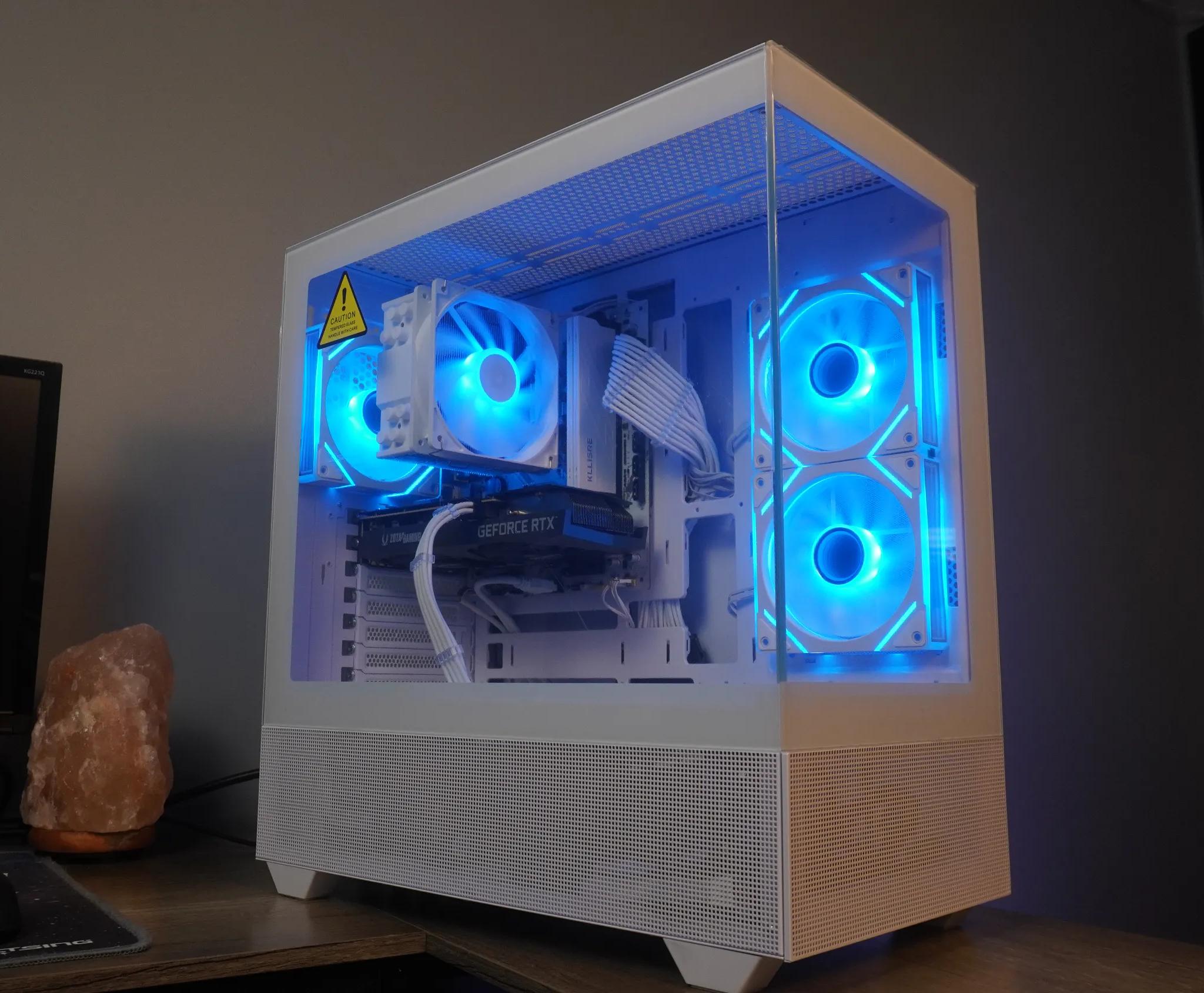 🤍 ARCTIC BEAST 🤍 1440p/1080p GAMING MACHINE 💚RTX 3060 12GB 🧡 Ryzen 5 5600 | 32GB | WIFI