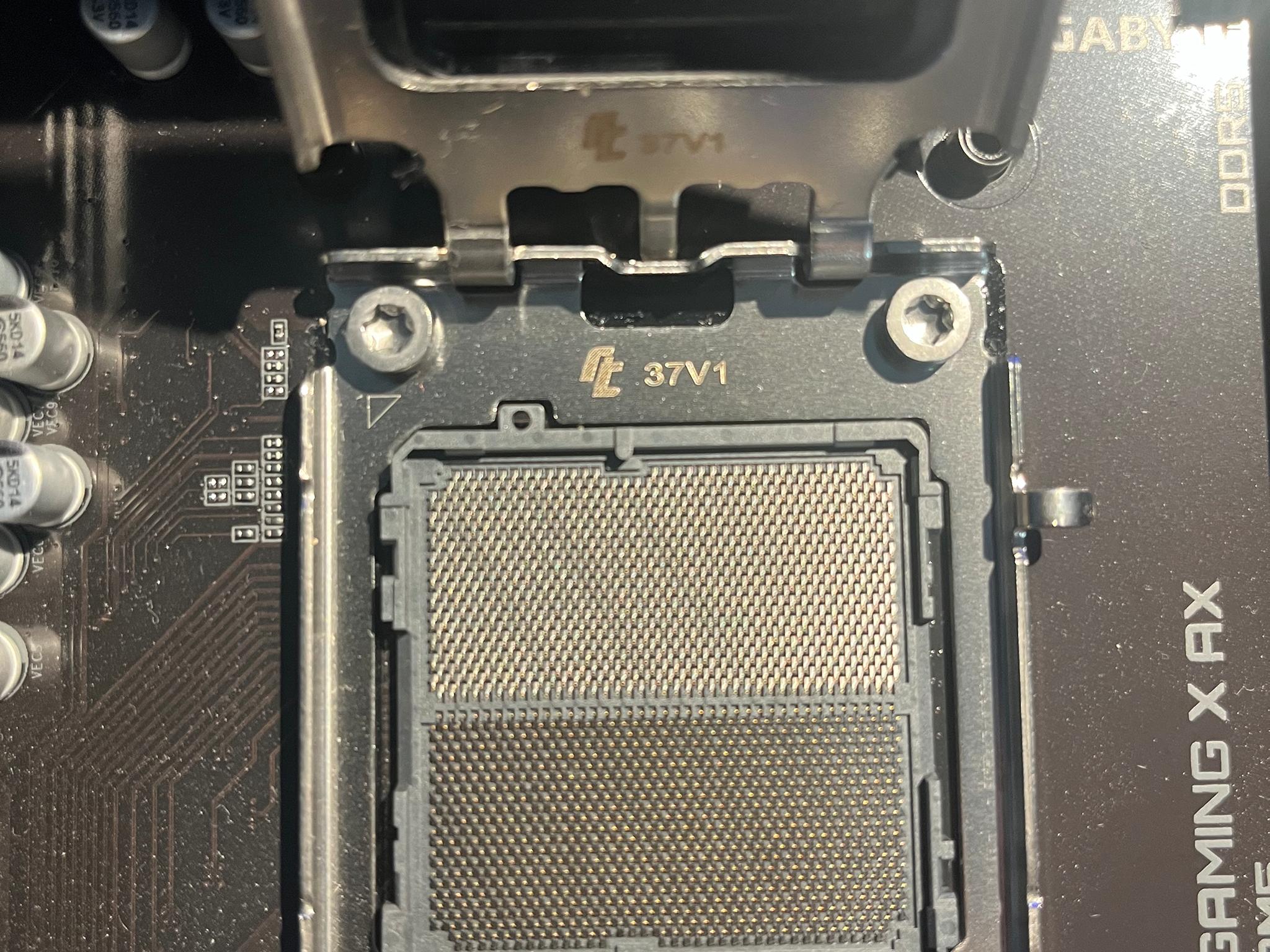 B650 gigabyte gaming x ax motherboard