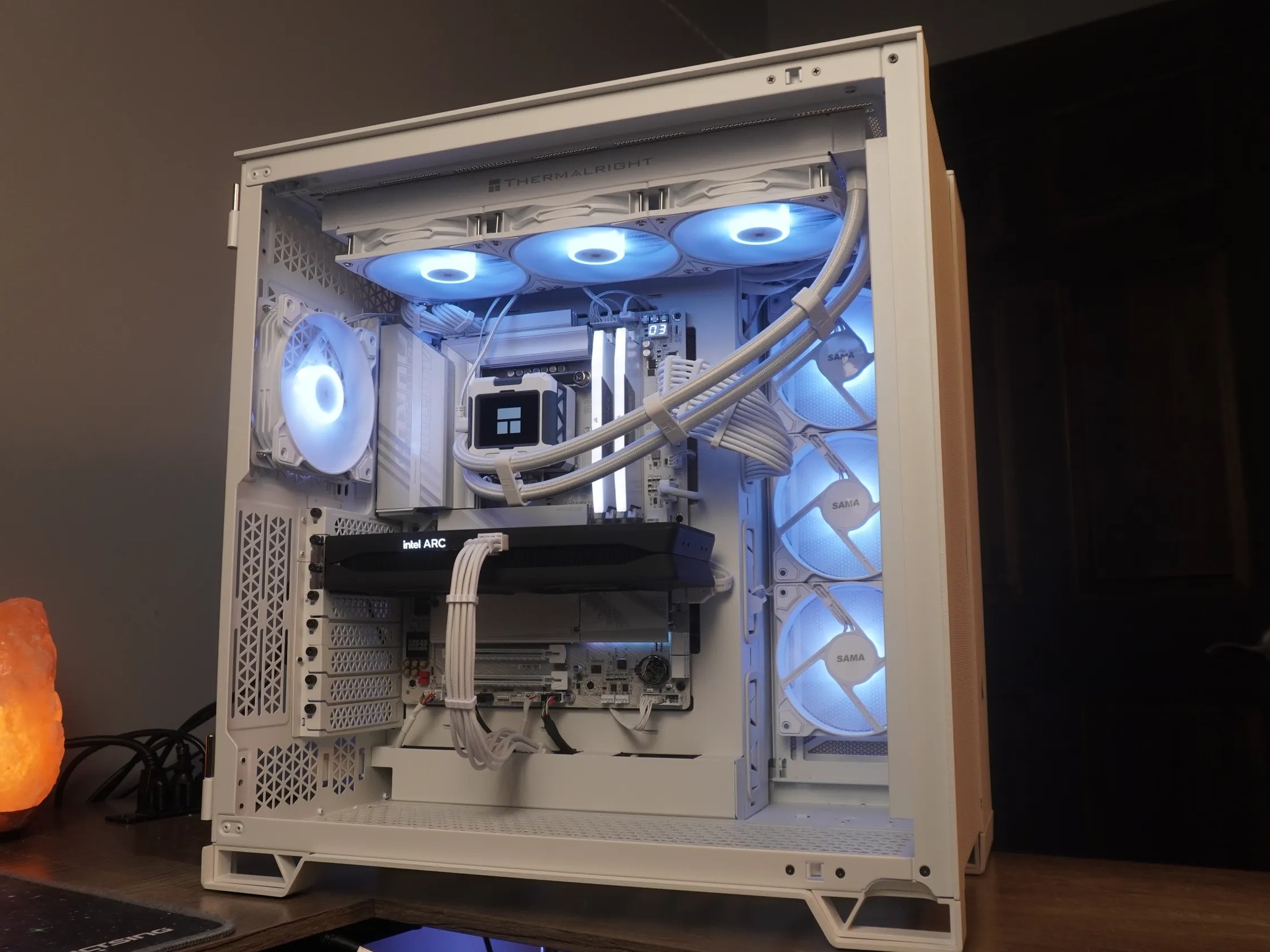 ❄🤍ARCTIC🤍❄ 1440p Gaming/Productivity BEAST 💙Arc B580 💙Ultra 7 265k | 32GB | WIFI