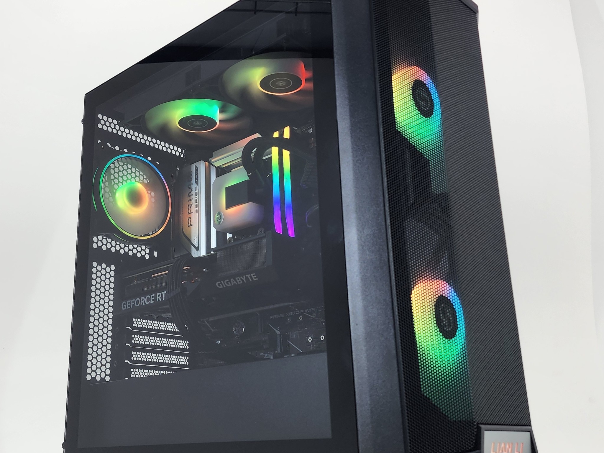 Gaming PC Ryzen 9 7950X3D 32GB RAM 1TB SSD RTX 4070 Ti 12GB Windows 11 Computer