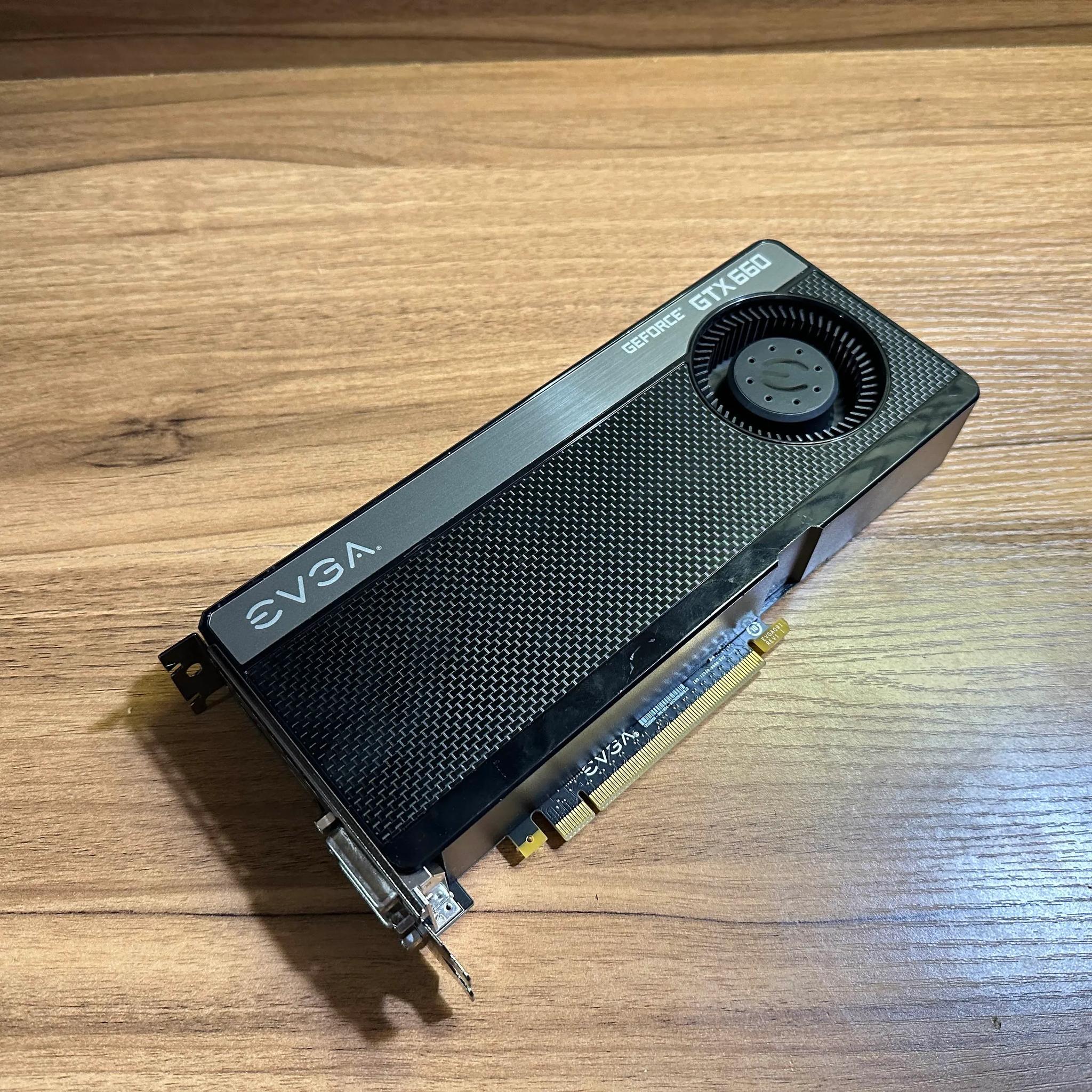 EVGA Nvidia GeForce GTX 660 2GB GDDR5 Graphics Card 1x DisplayPort, 1x HDMI, 2x DVI