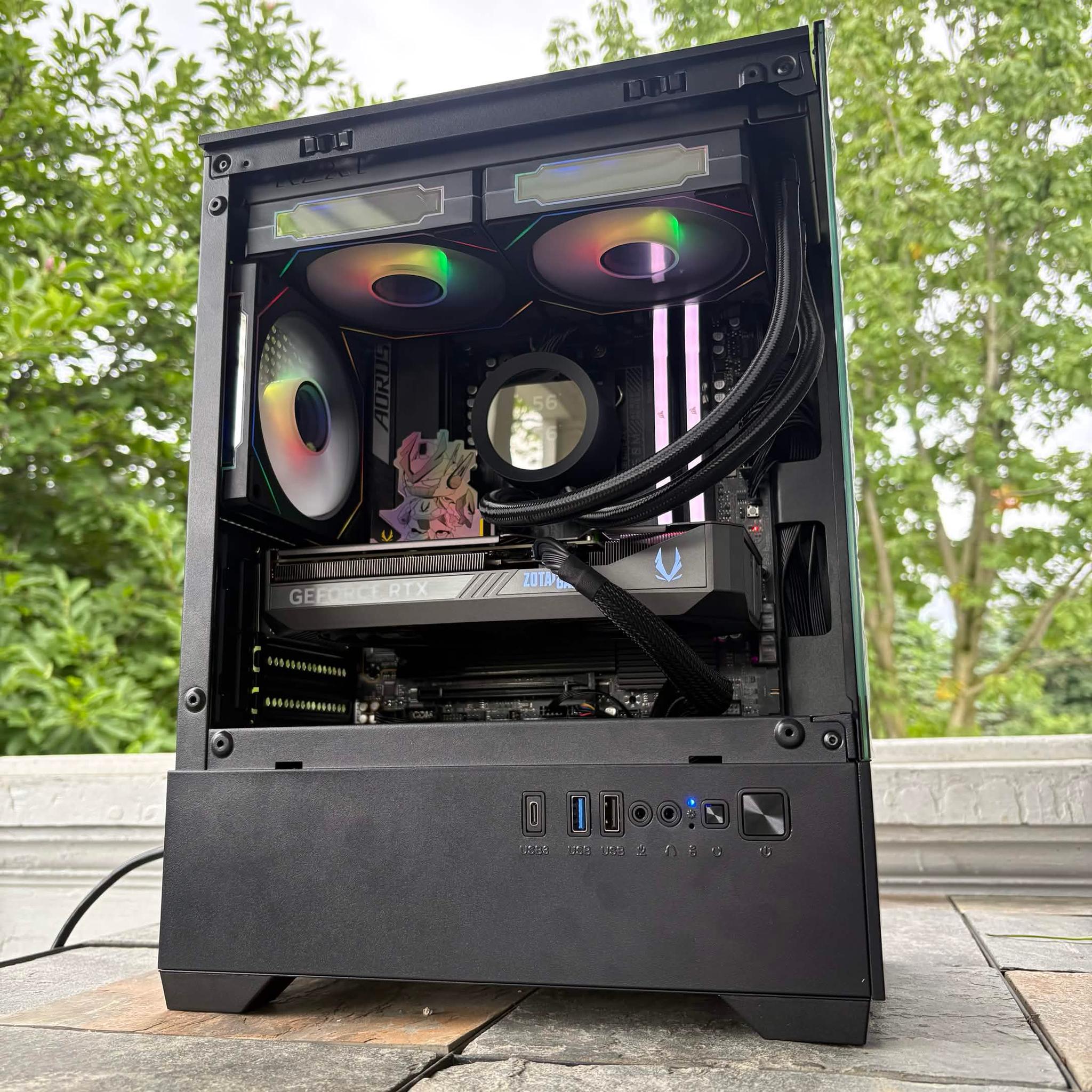 BCC Nocturne Class Ryzen 7 7800X3D / 5070 / 32GB RAM / 1TB Storage